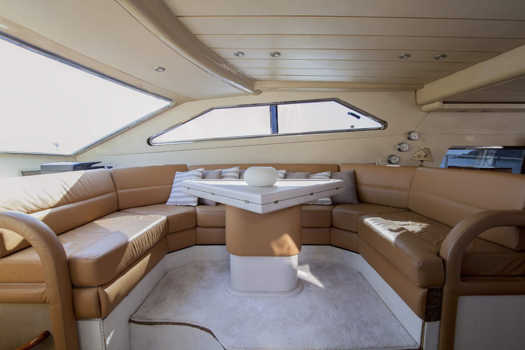 Ferretti 58/64ft — photo 8