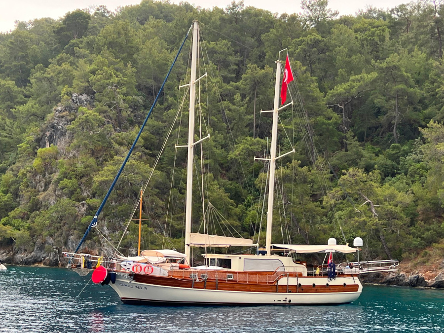 Photo #1 - Gulet Cemre Mila (Cemre Mila) en port - 21857