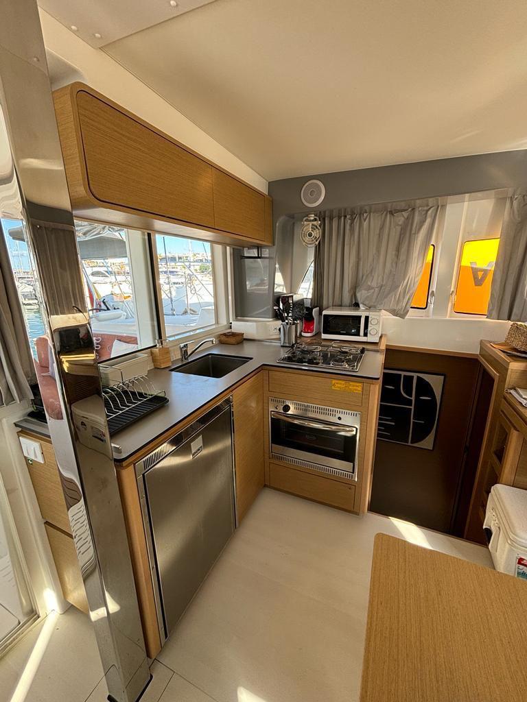 EXCESS 12 (3 CABINS- OWNER VERSION) — photo 255