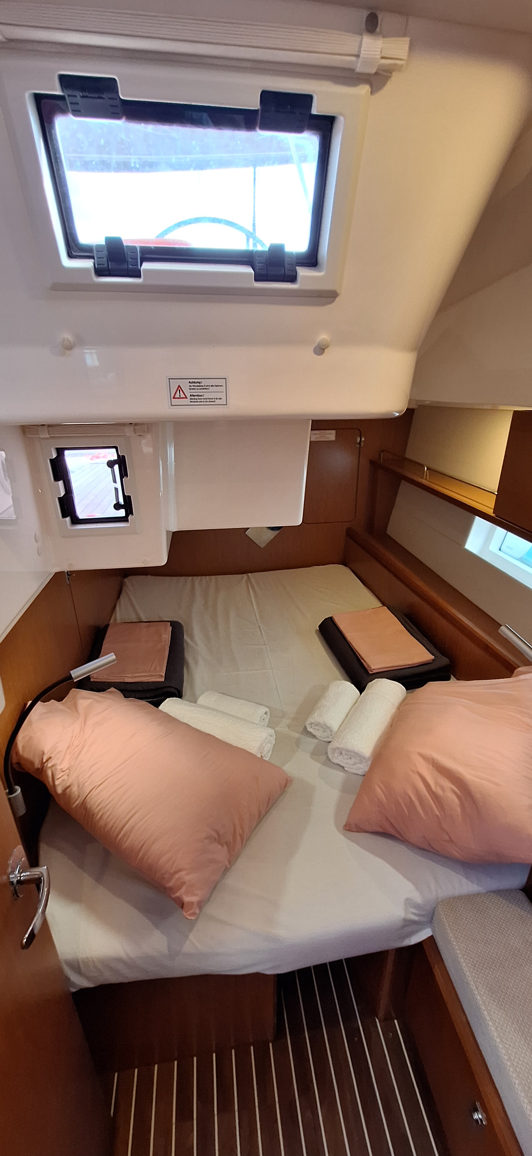 Bavaria C45 — photo 5