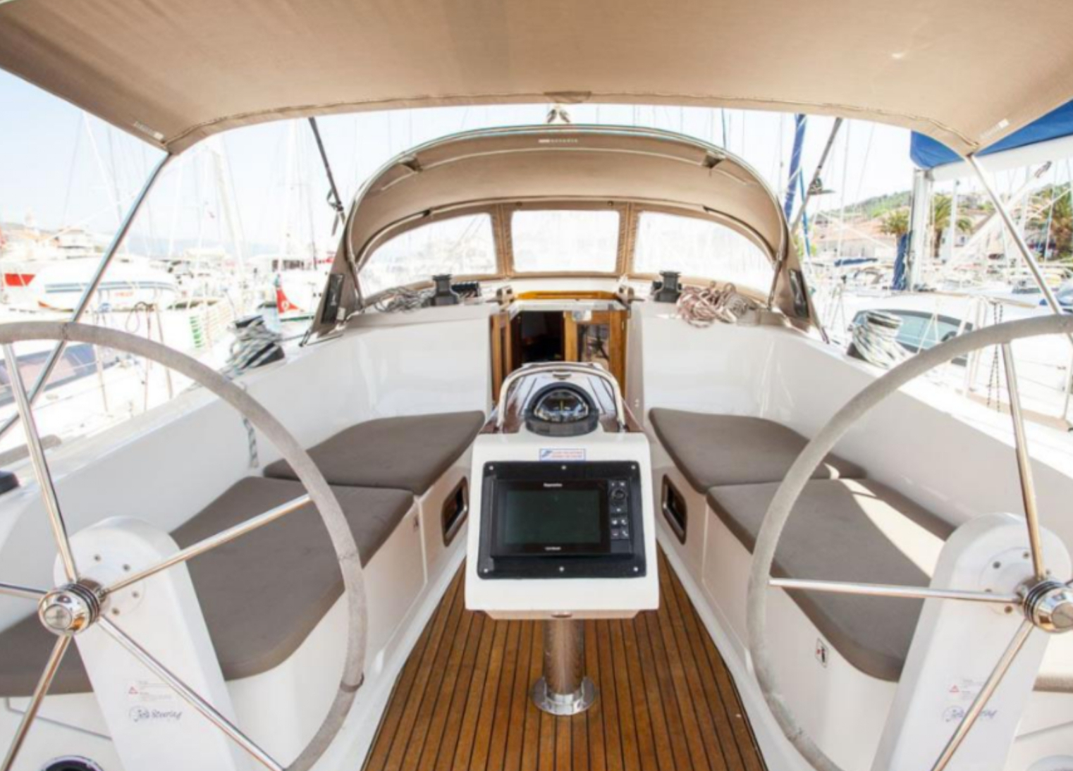Bavaria 41 Cruiser — photo 10