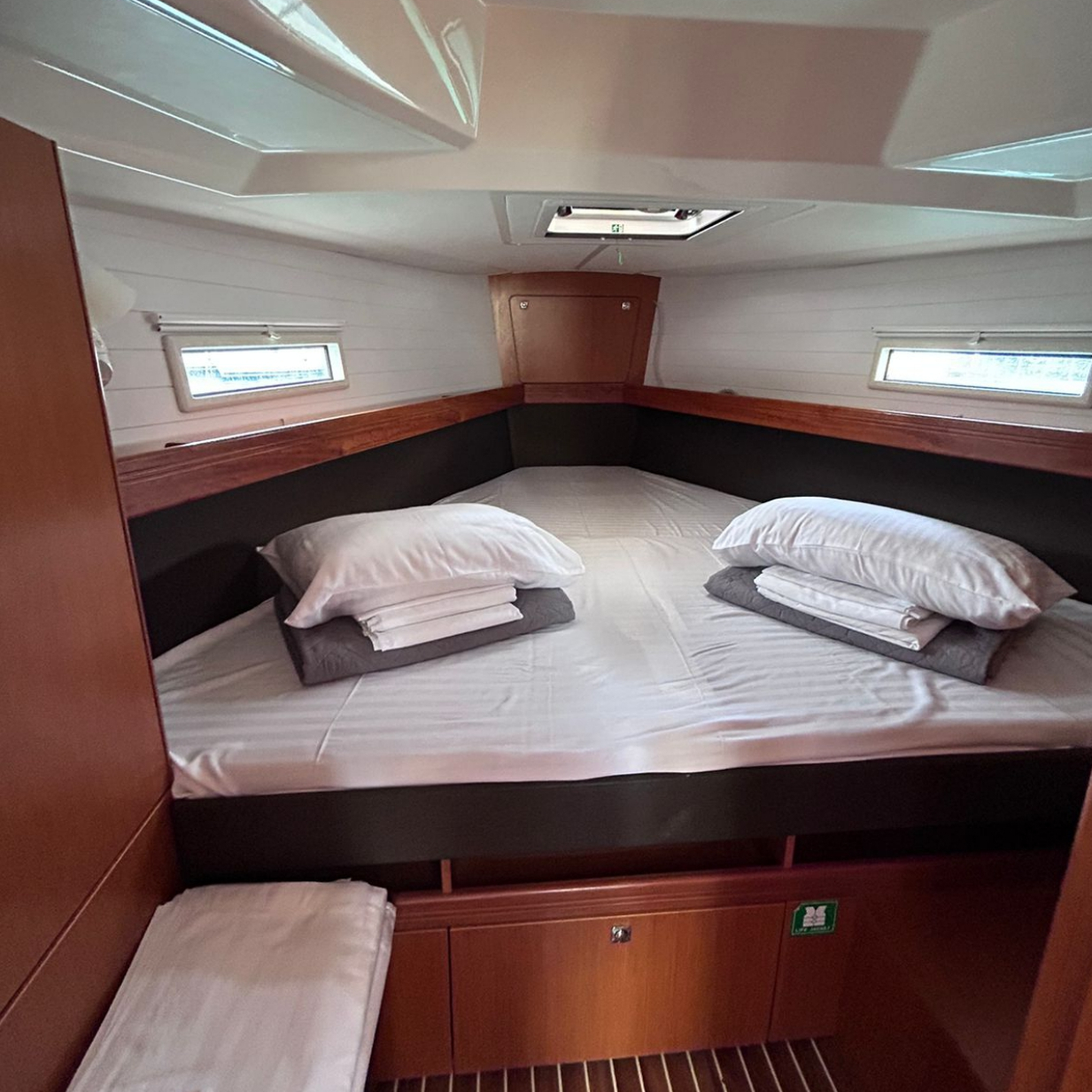 Bavaria 41 Cruiser — photo 9