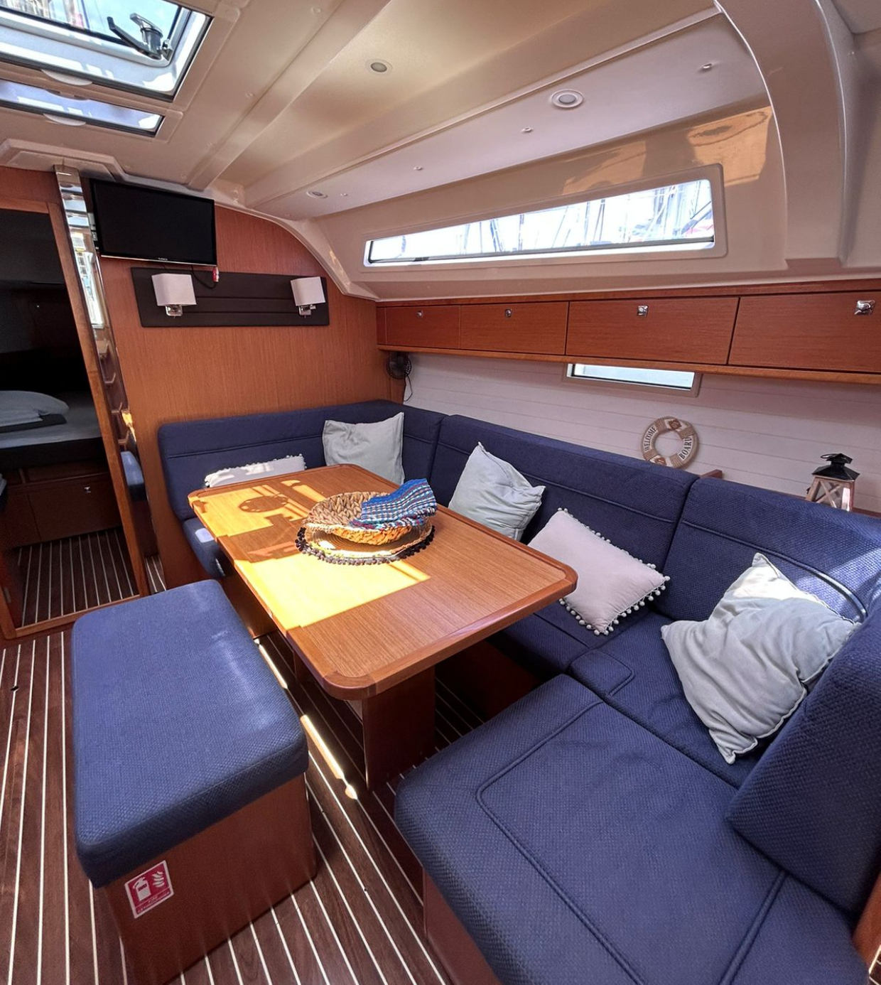 Bavaria 41 Cruiser — photo 2