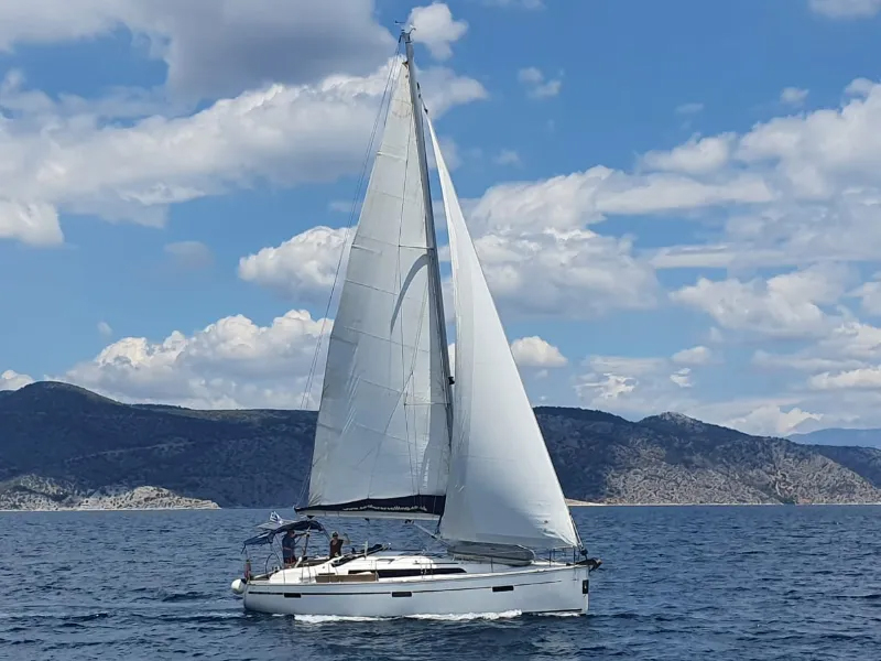 Bavaria 37 — photo 1