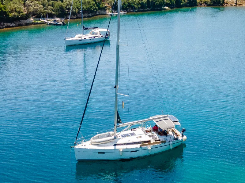 Bavaria 37 — photo 1