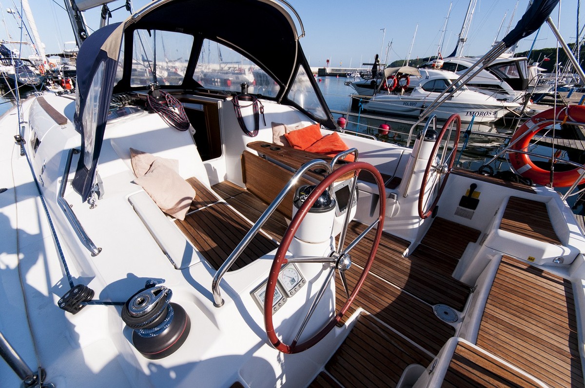 Sun Odyssey 39i — photo 4
