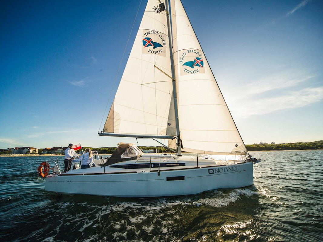 Sun Odyssey 349 — photo 1