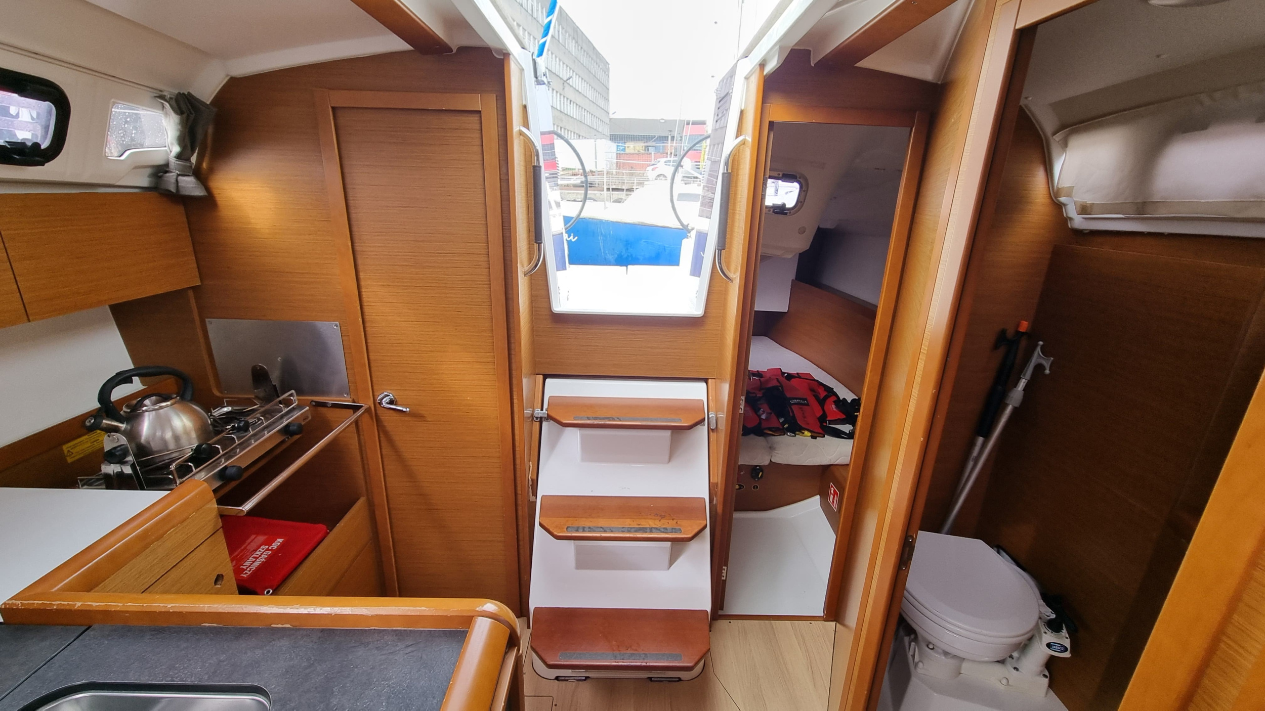 Sun Odyssey 349 — photo 2