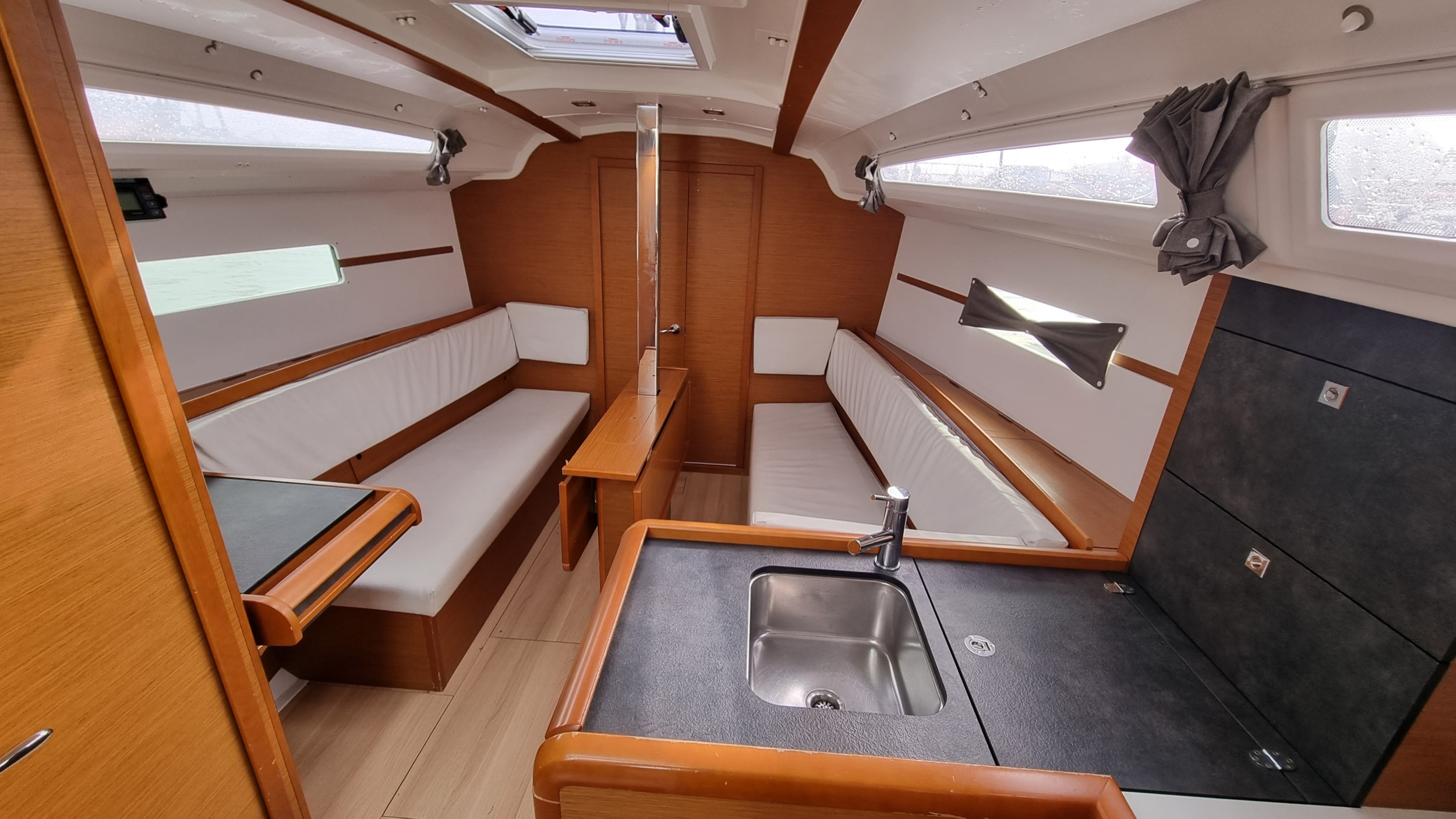 Sun Odyssey 349 — photo 9