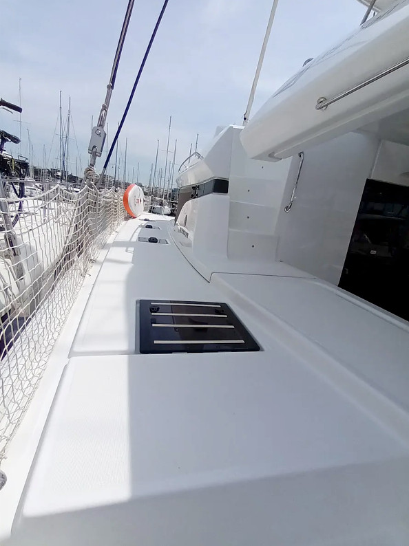 Lagoon 50 — photo 20