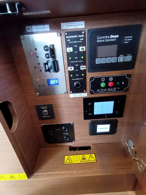 Lagoon 50 — photo 22