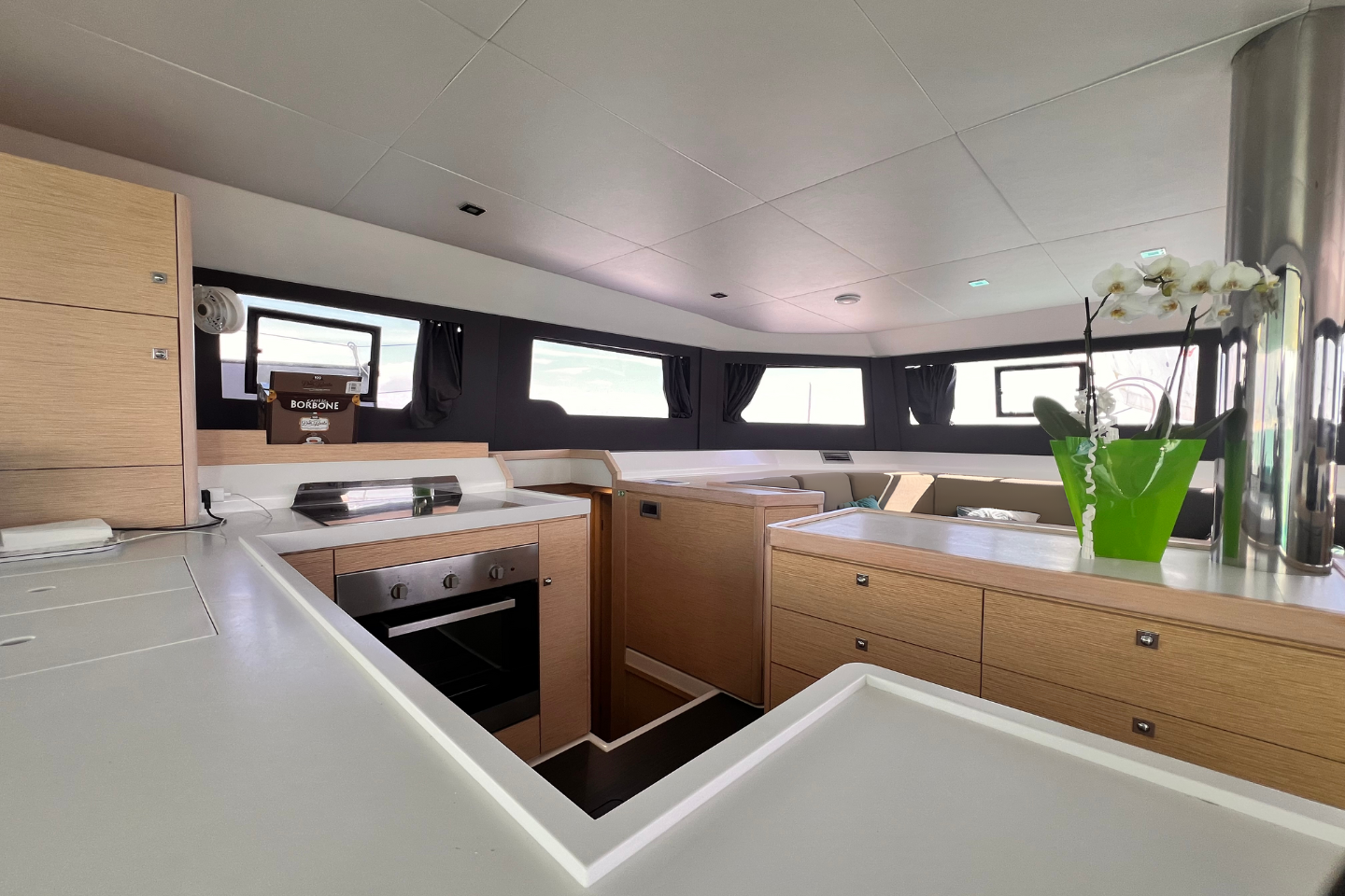 Dufour Catamaran 48 5c+5h — photo 10
