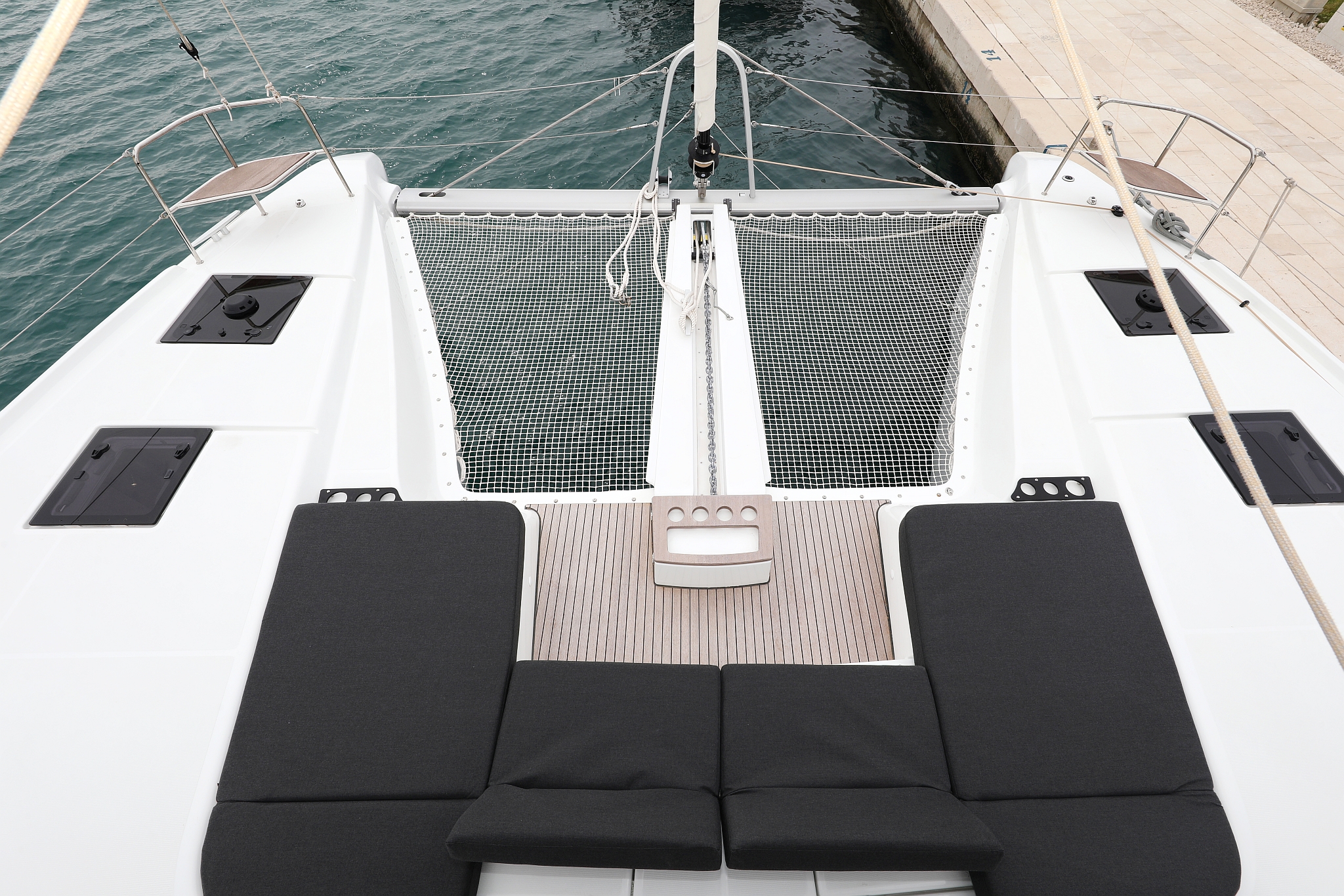 Lagoon 51- 6 cab — photo 13