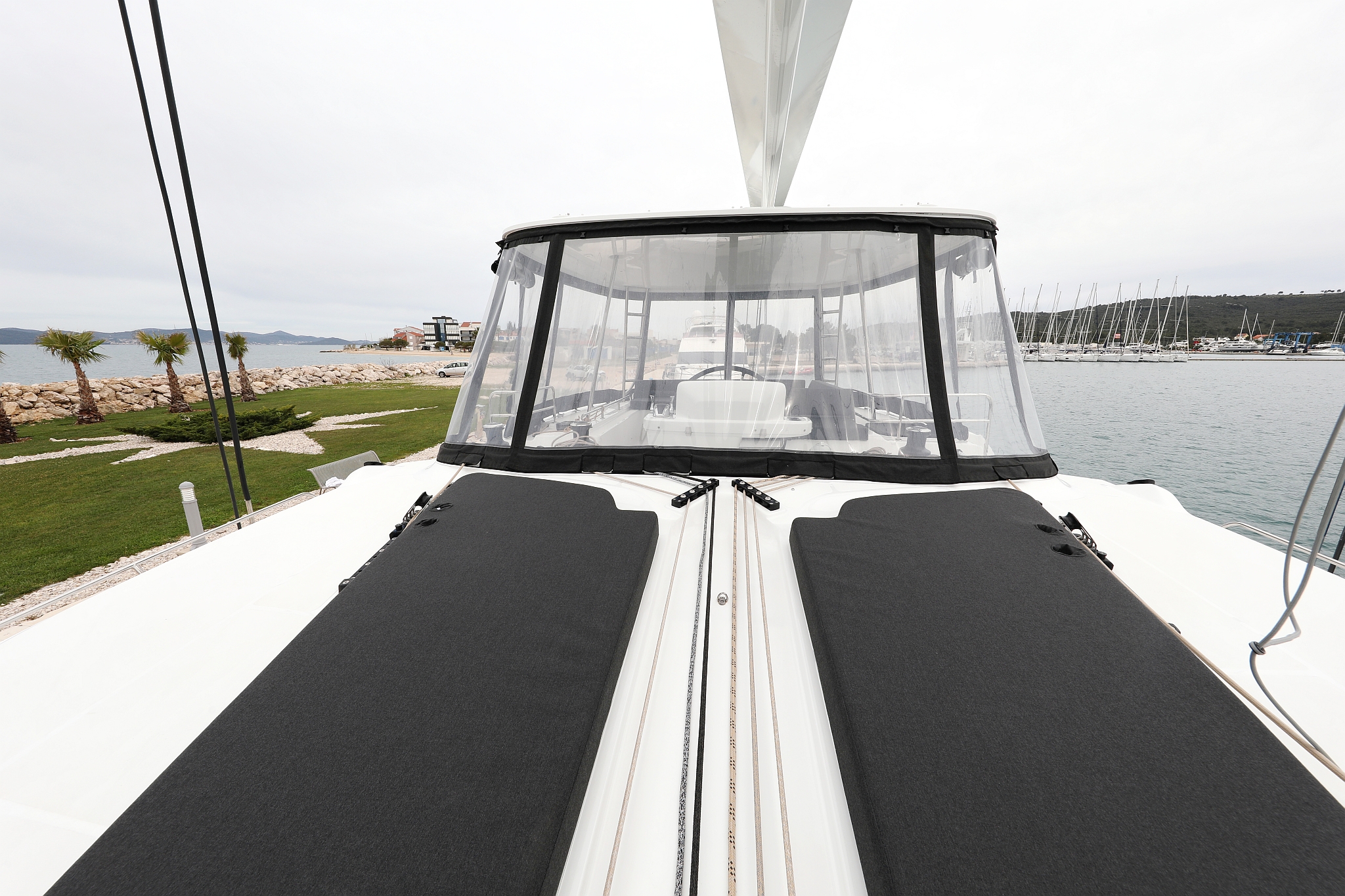 Lagoon 51- 6 cab — photo 97