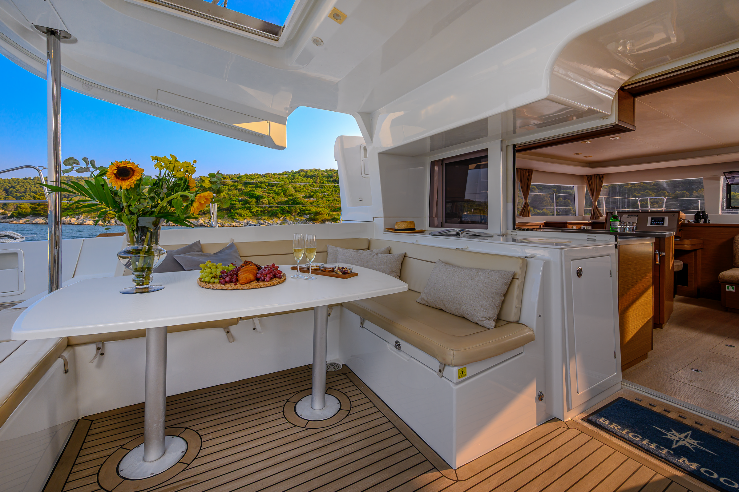 Lagoon 450 F Luxury — photo 3