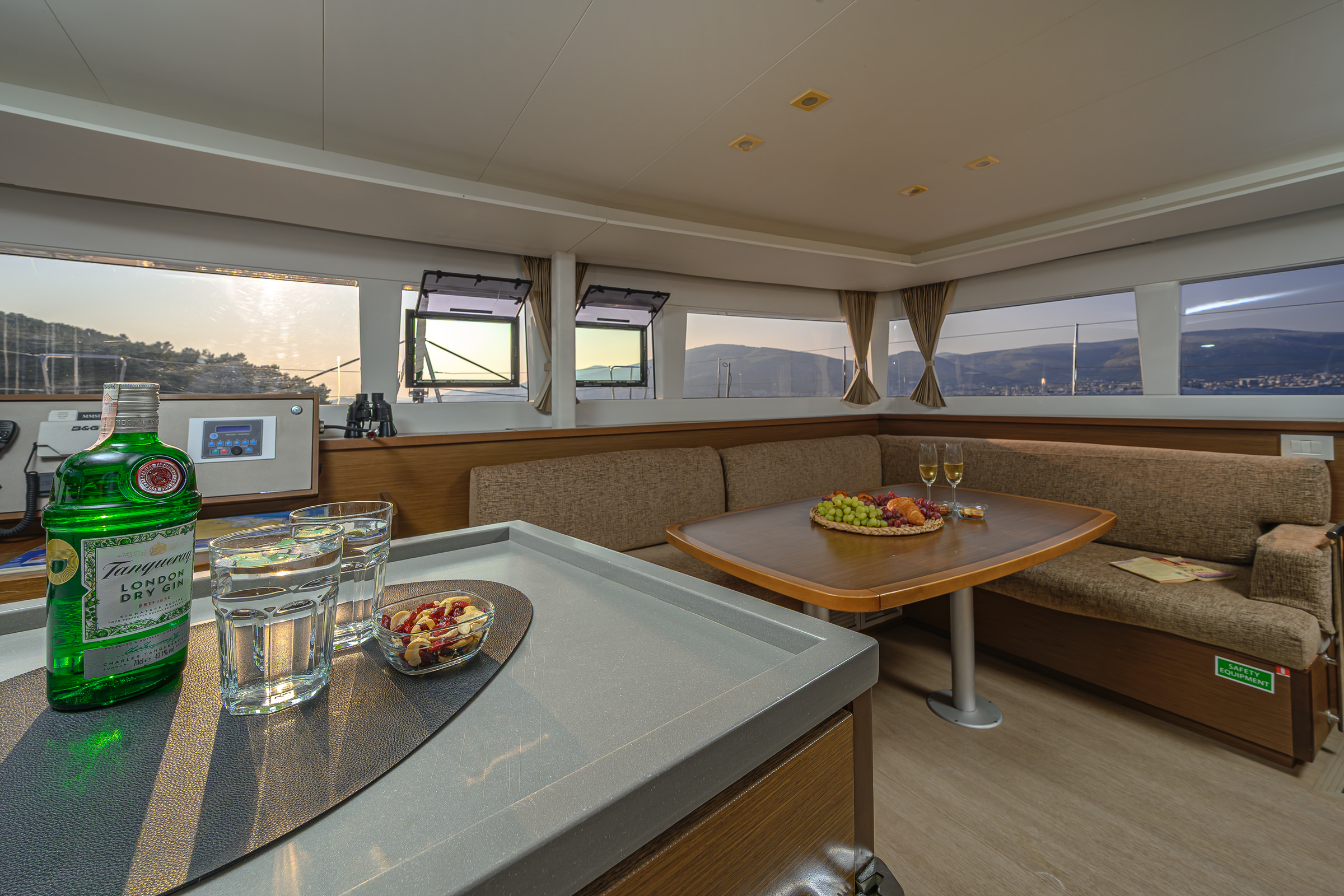 Lagoon 450 F Luxury — photo 8