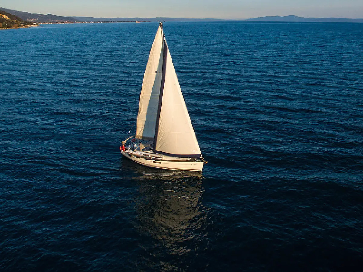 Sun Odyssey 44 i — photo 3