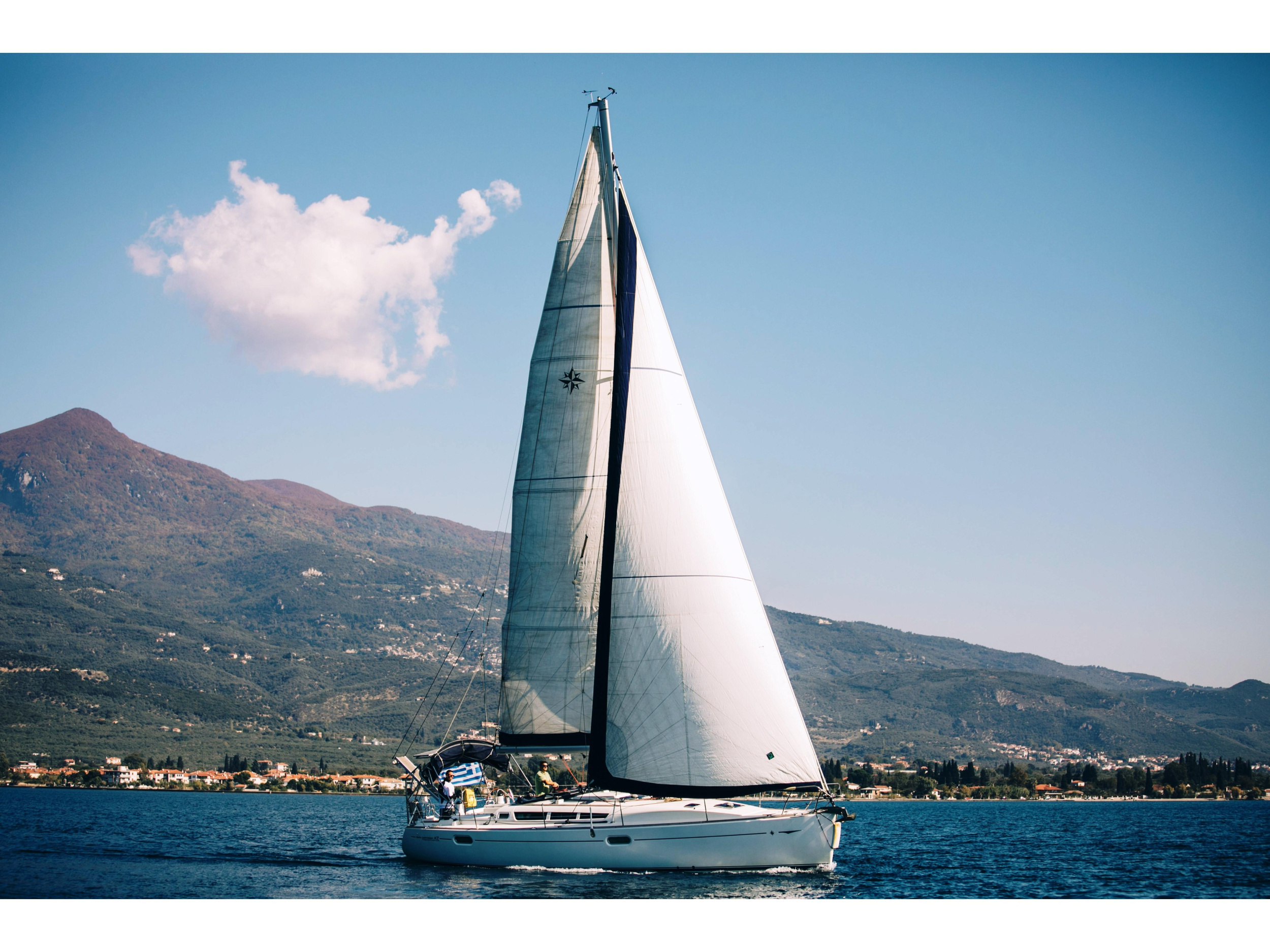Sun Odyssey 42 i — photo 1