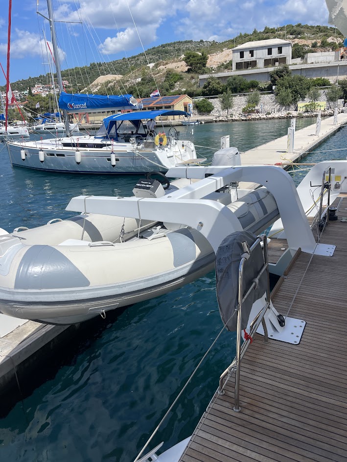 Lagoon 52F — photo 48
