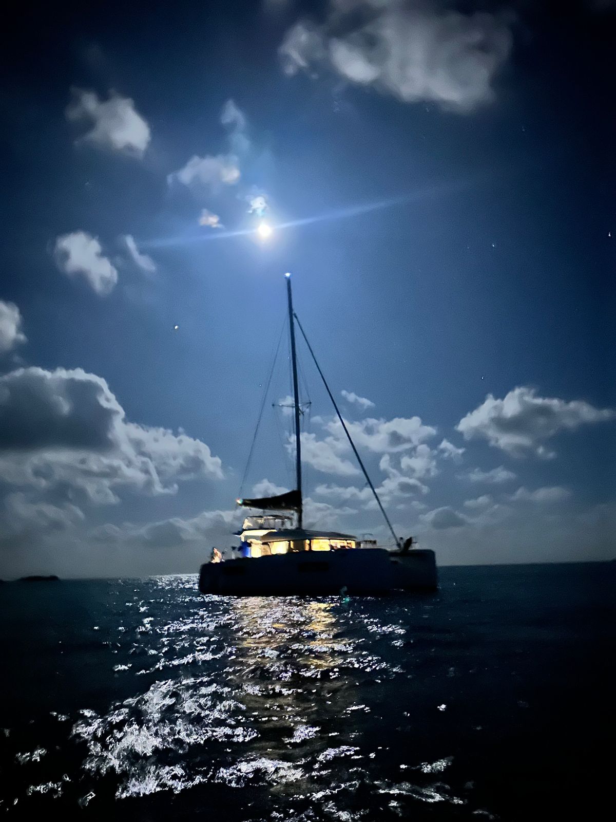Lagoon 40 — photo 22