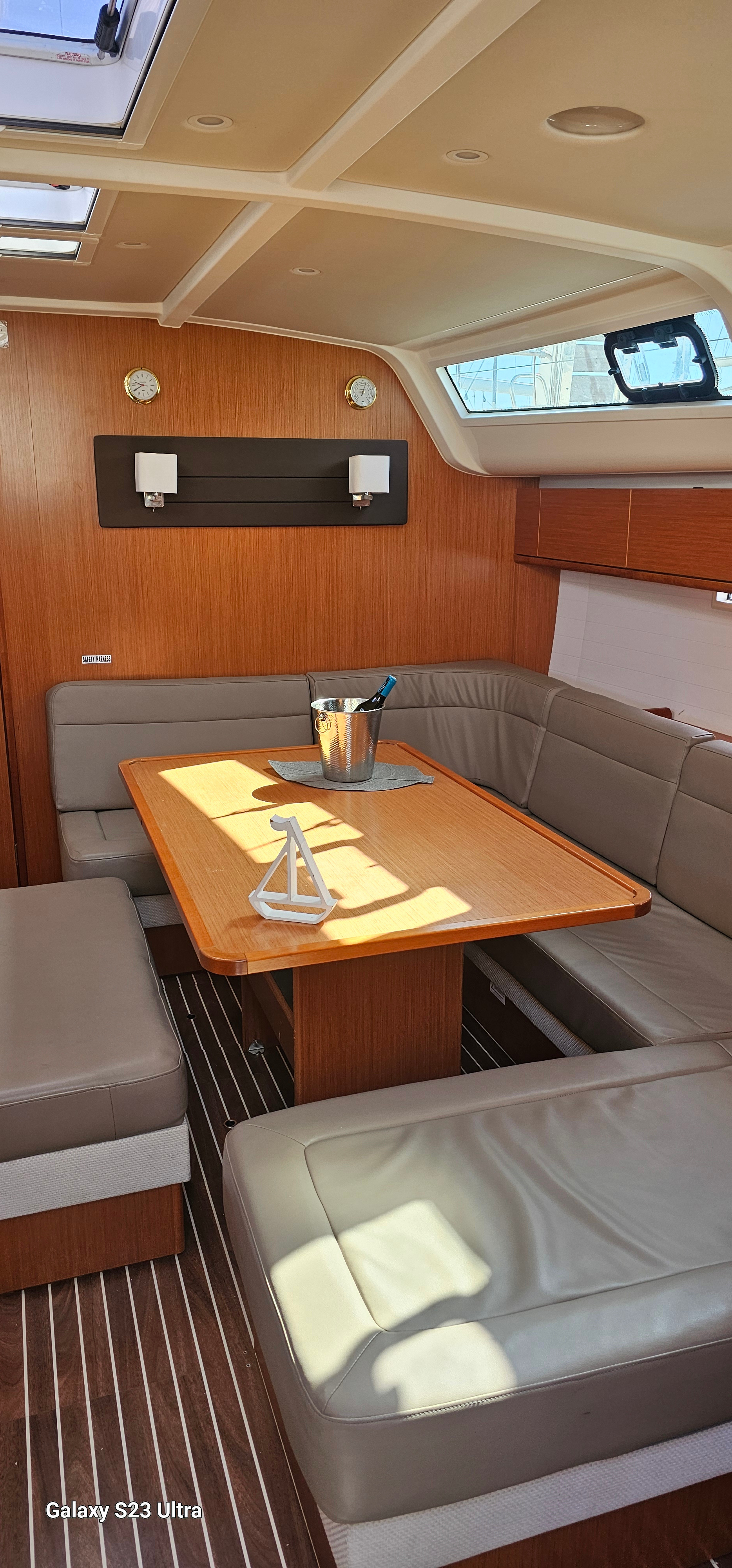 Bavaria 51 Cruiser — photo 26