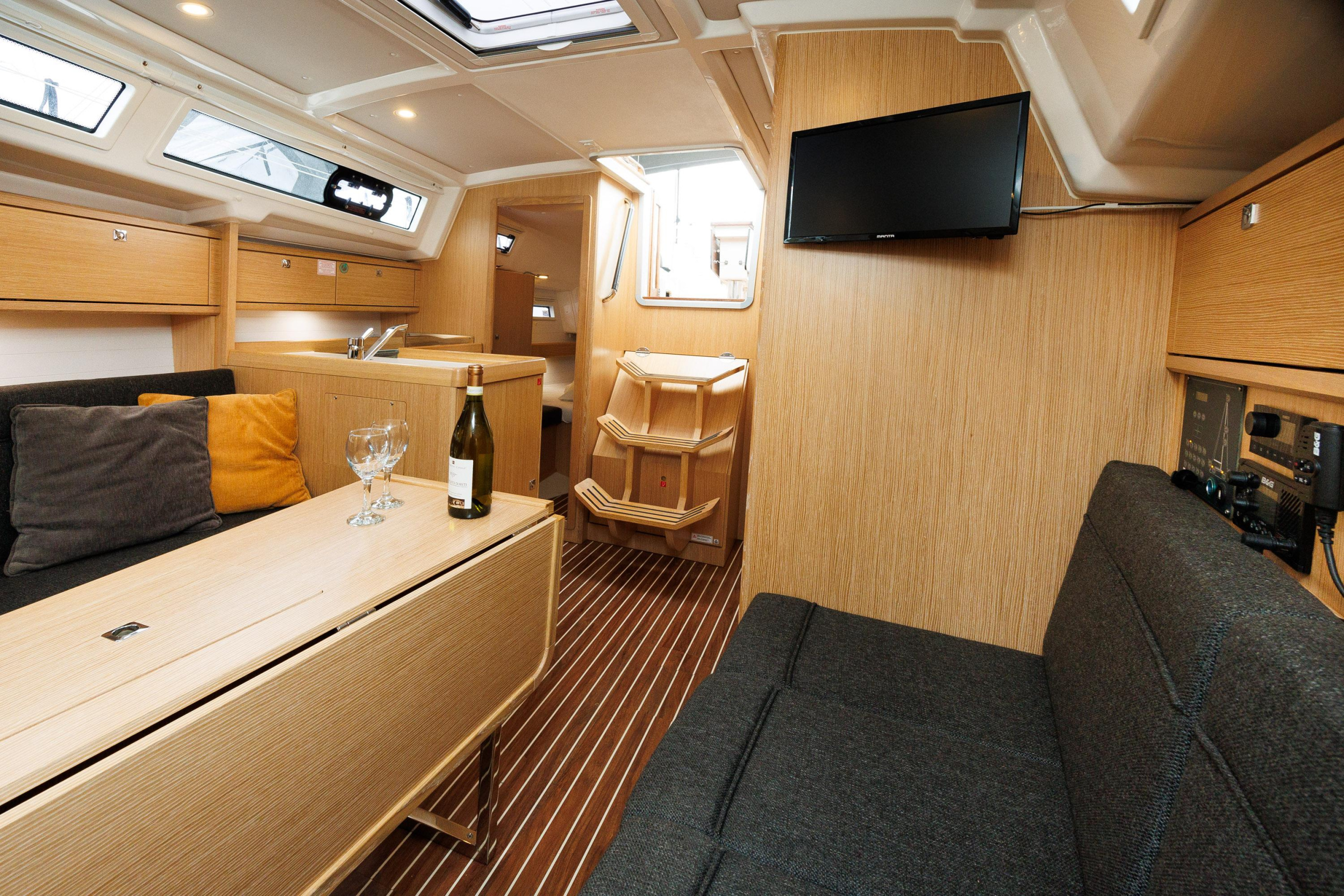 Bavaria Cruiser 34 Style — photo 5