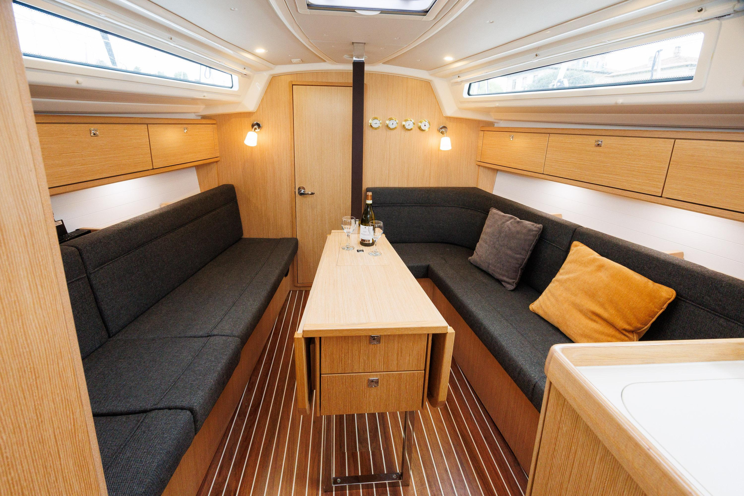 Bavaria Cruiser 34 Style — photo 12