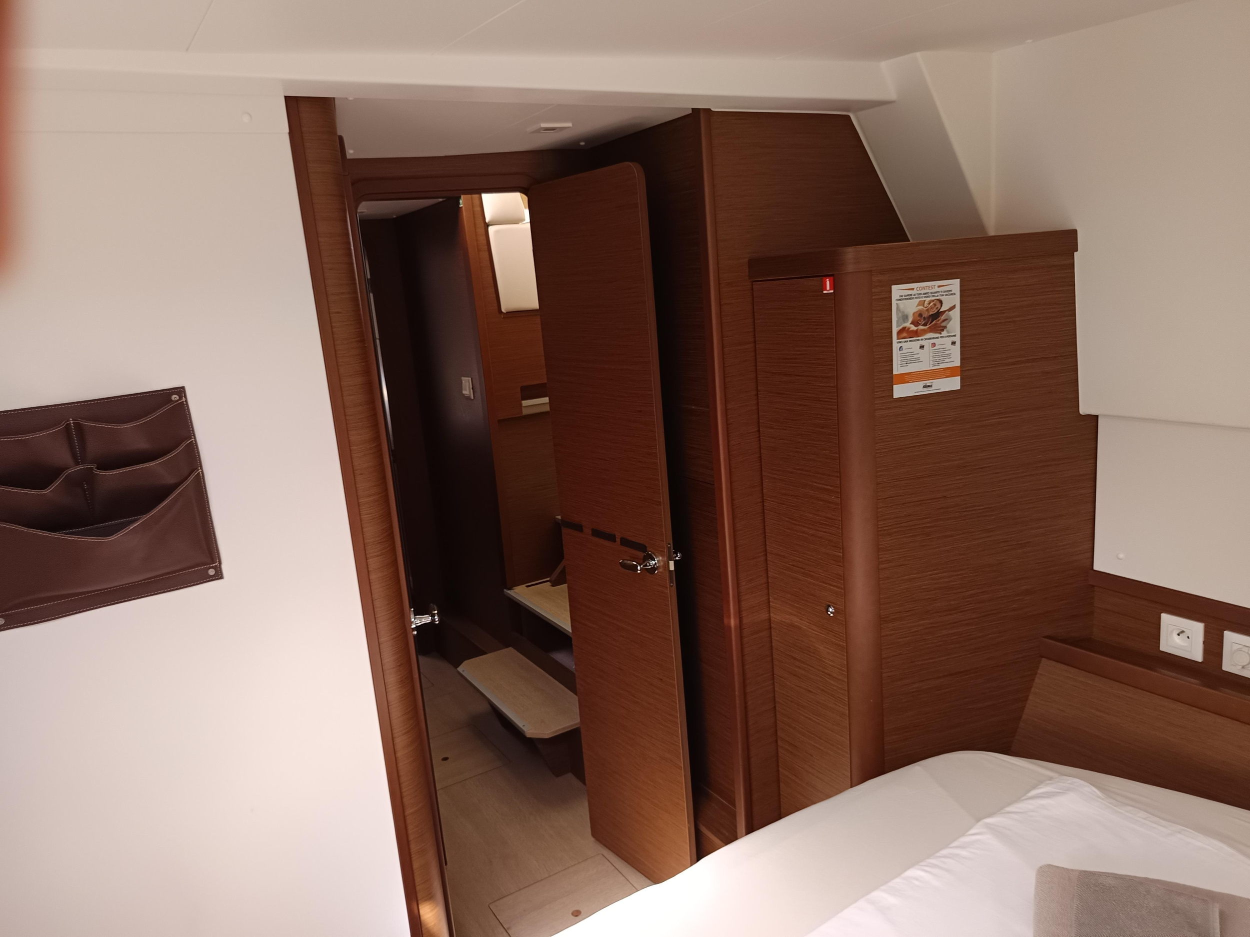 Lagoon 42 — photo 21