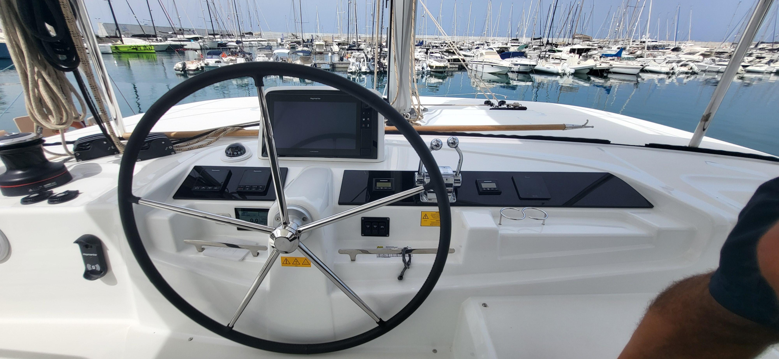 Lagoon 46 — photo 113
