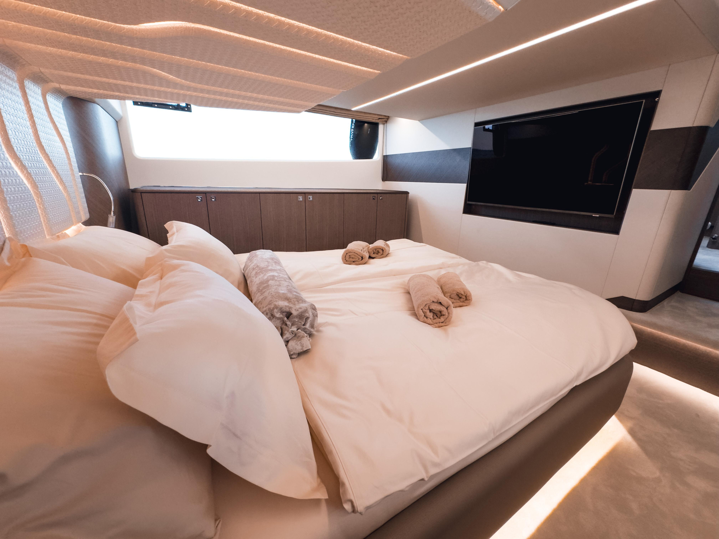 Galeon 440 Fly — photo 28