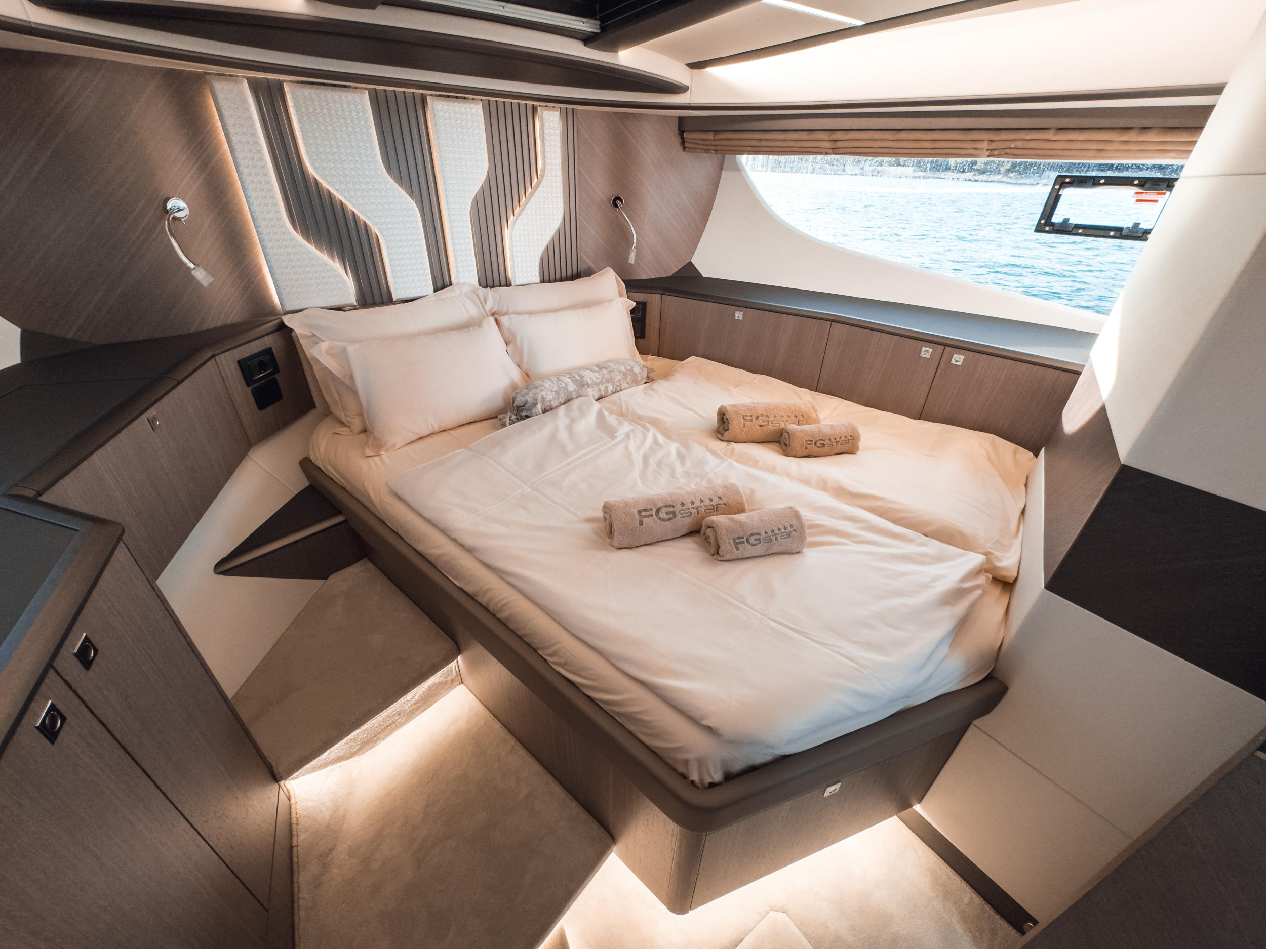 Galeon 440 Fly — photo 3