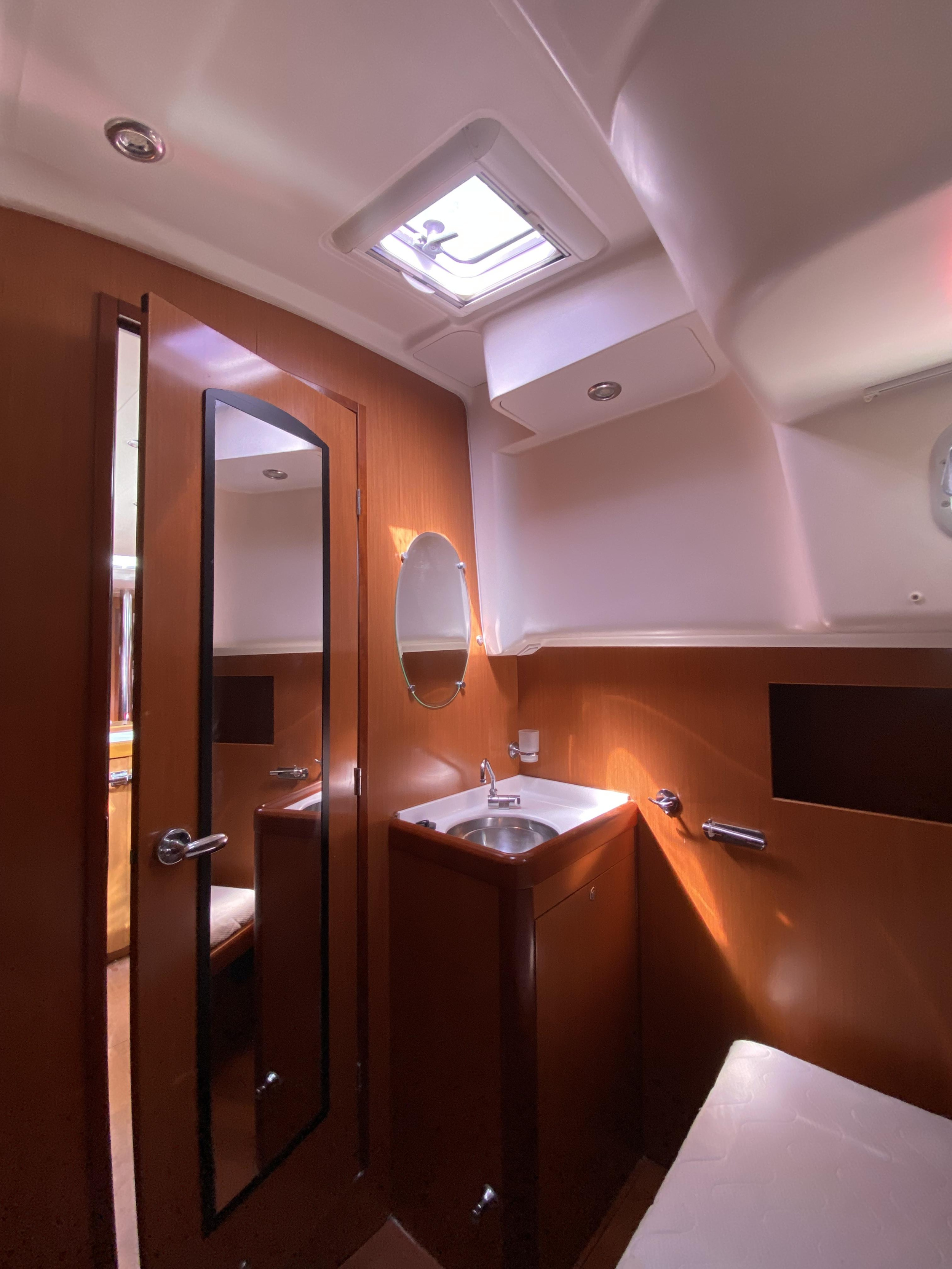 Oceanis 54 — photo 9