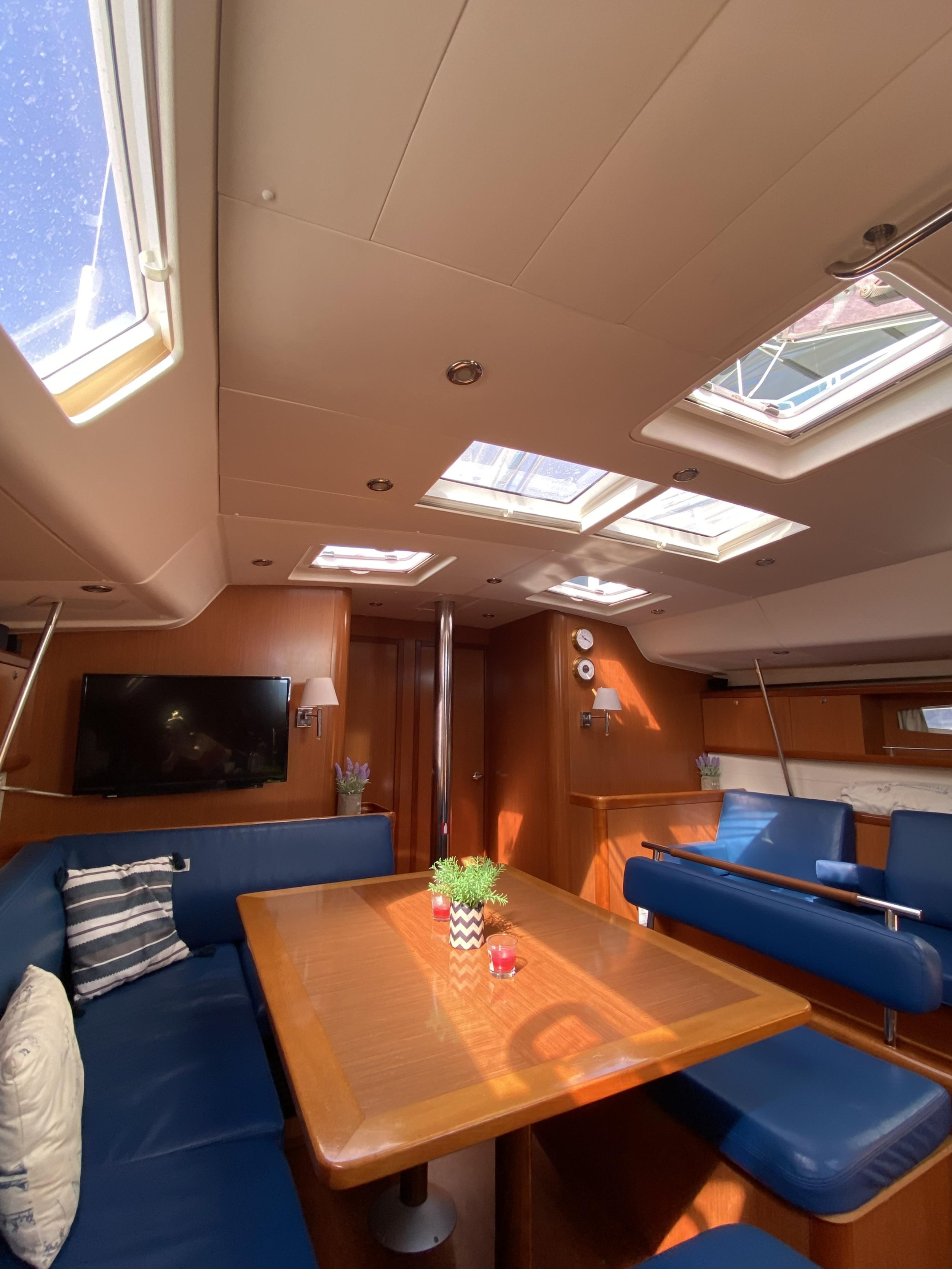 Oceanis 54 — photo 8