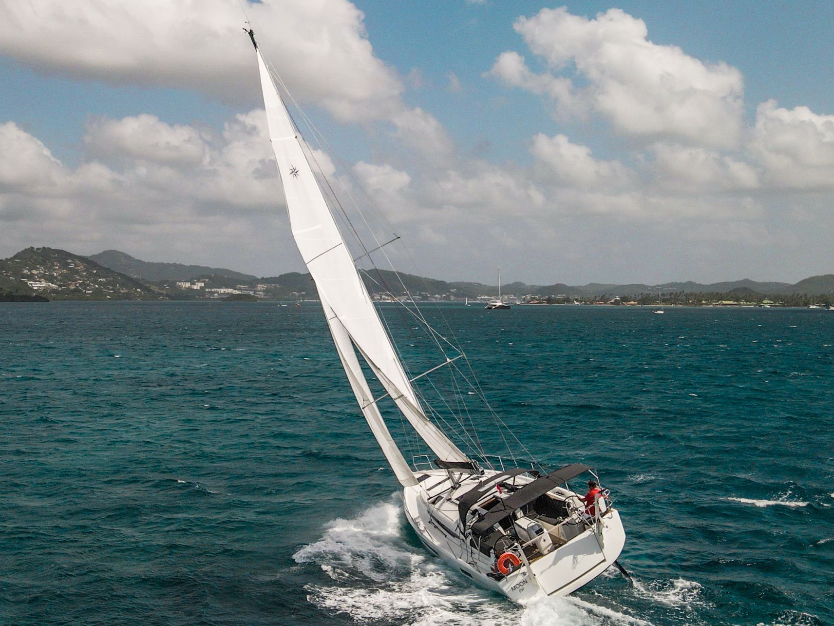 Sun Odyssey 440 (4cab) — photo 1