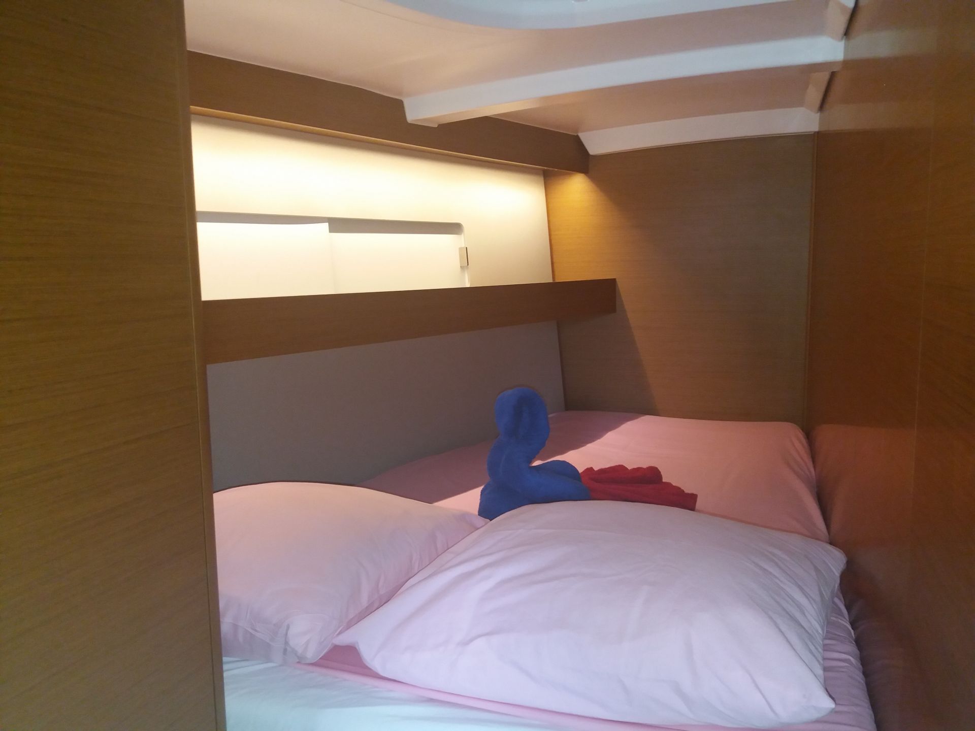 Sun Odyssey 440 (4cab) — photo 9