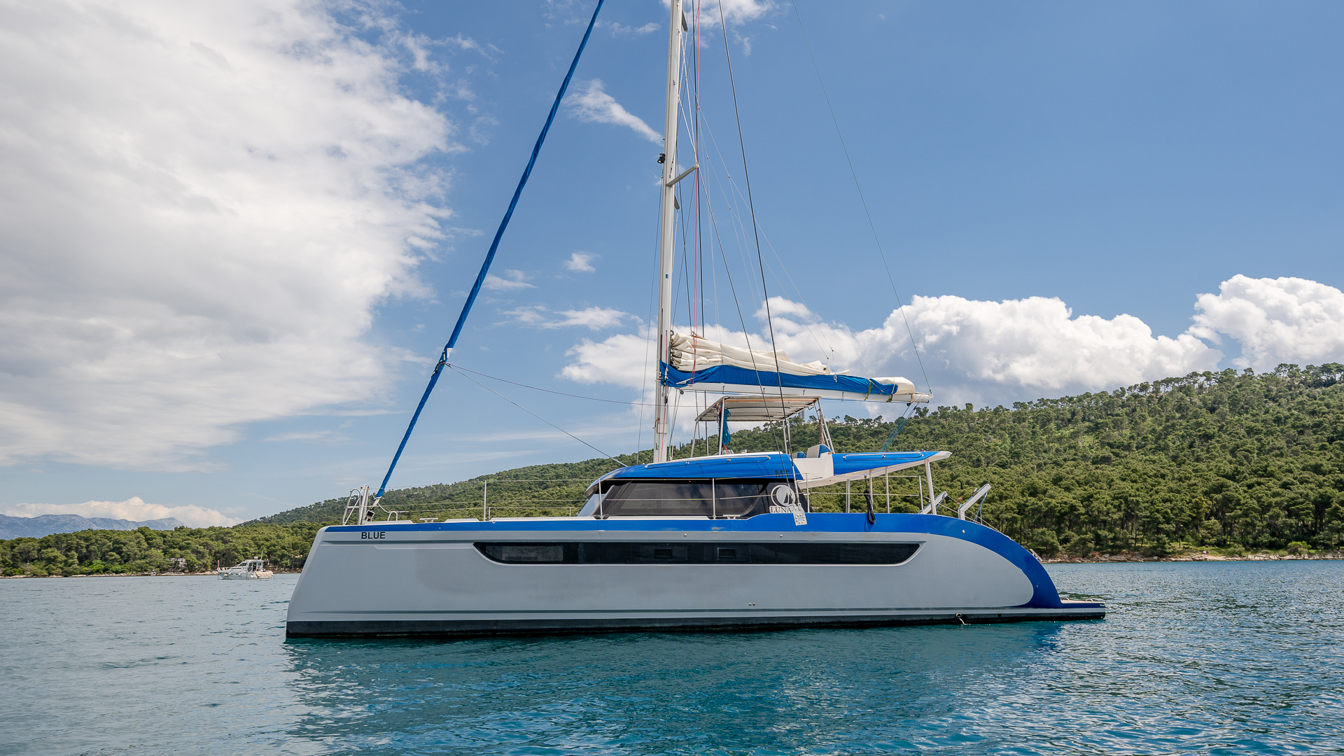 Luna 49 — photo 18