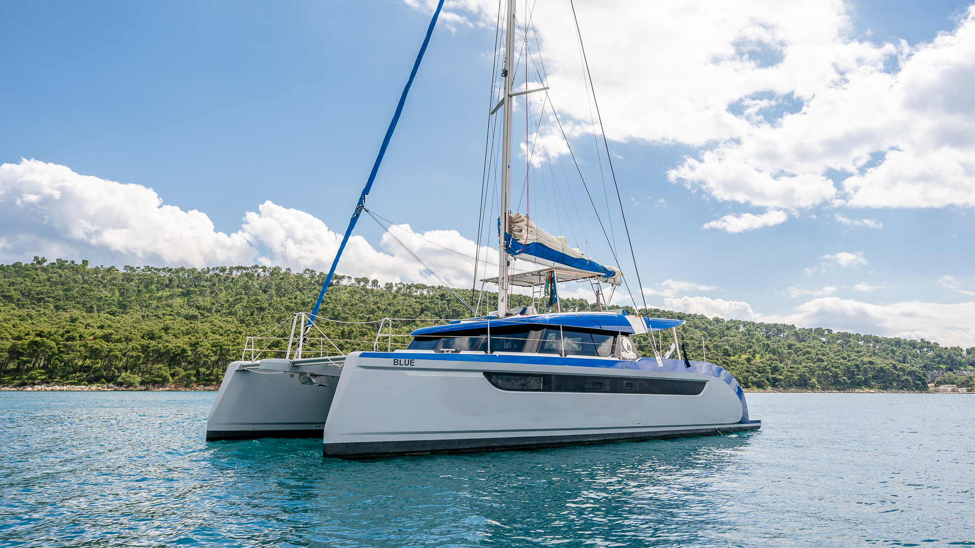 Luna 49 — photo 29