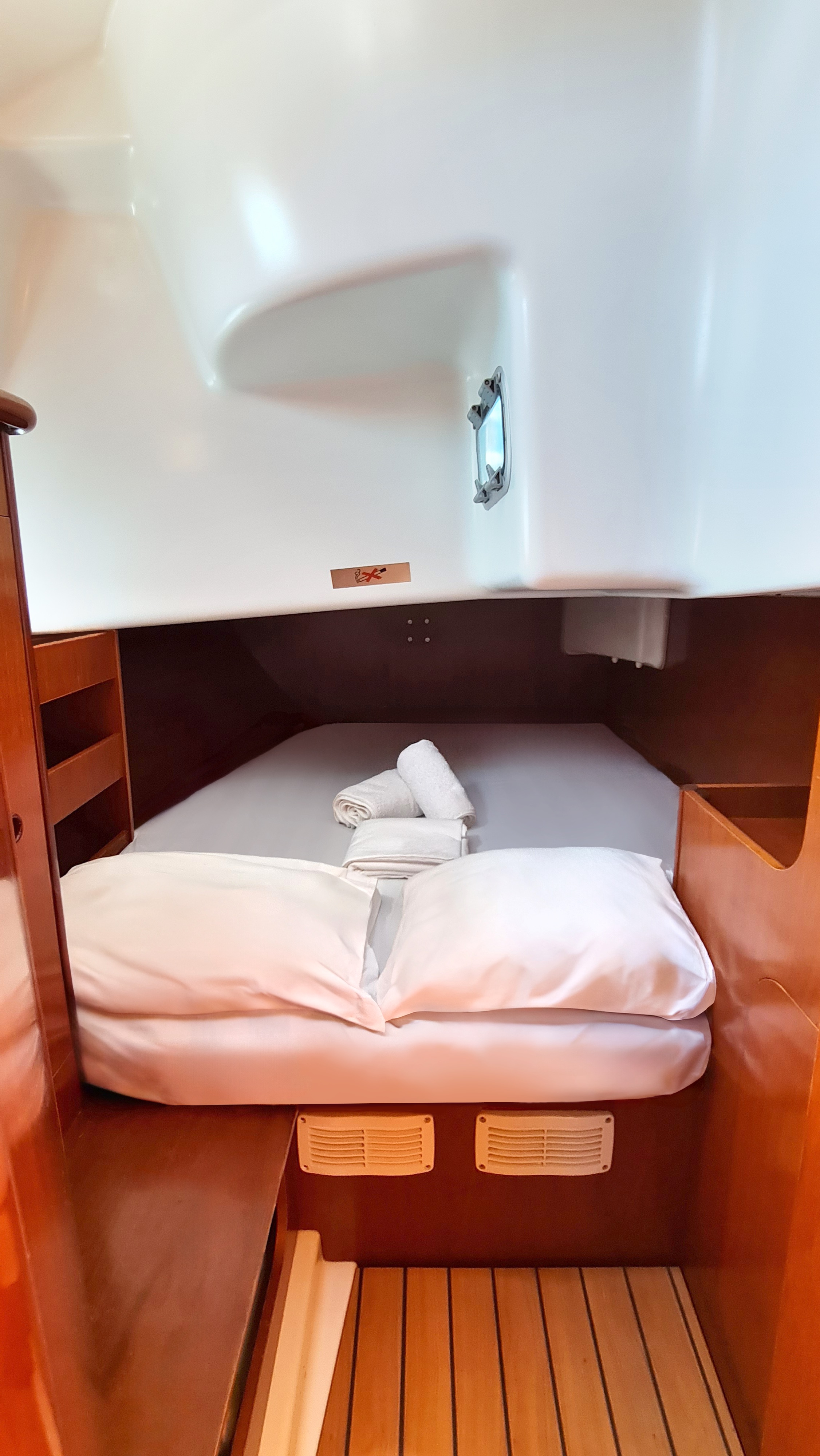 Oceanis 411 Clipper — photo 4