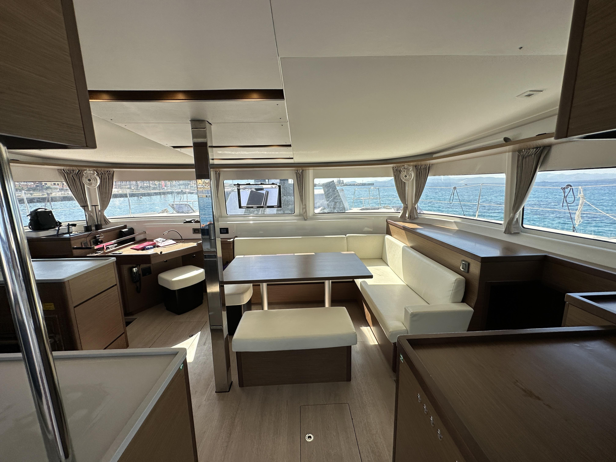 Lagoon 46 — photo 125