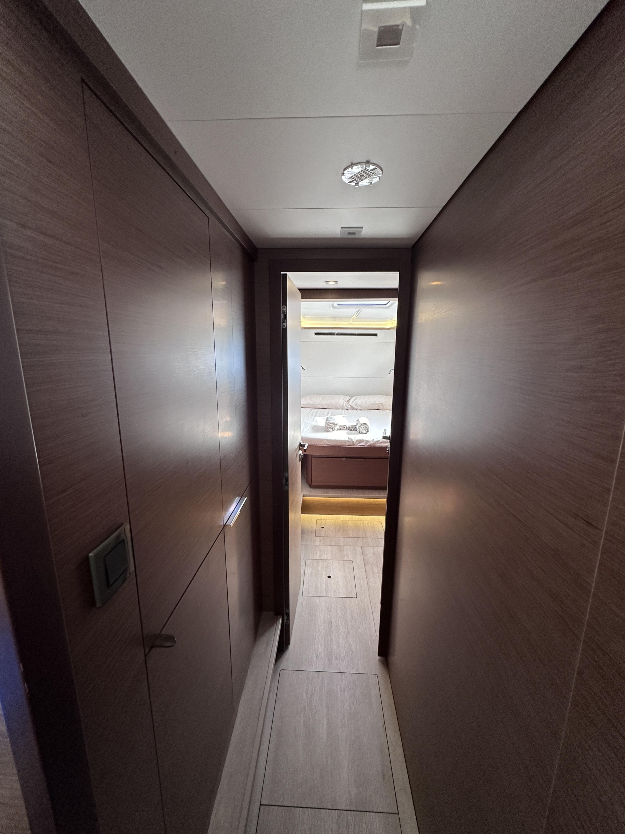 Lagoon 46 — photo 88