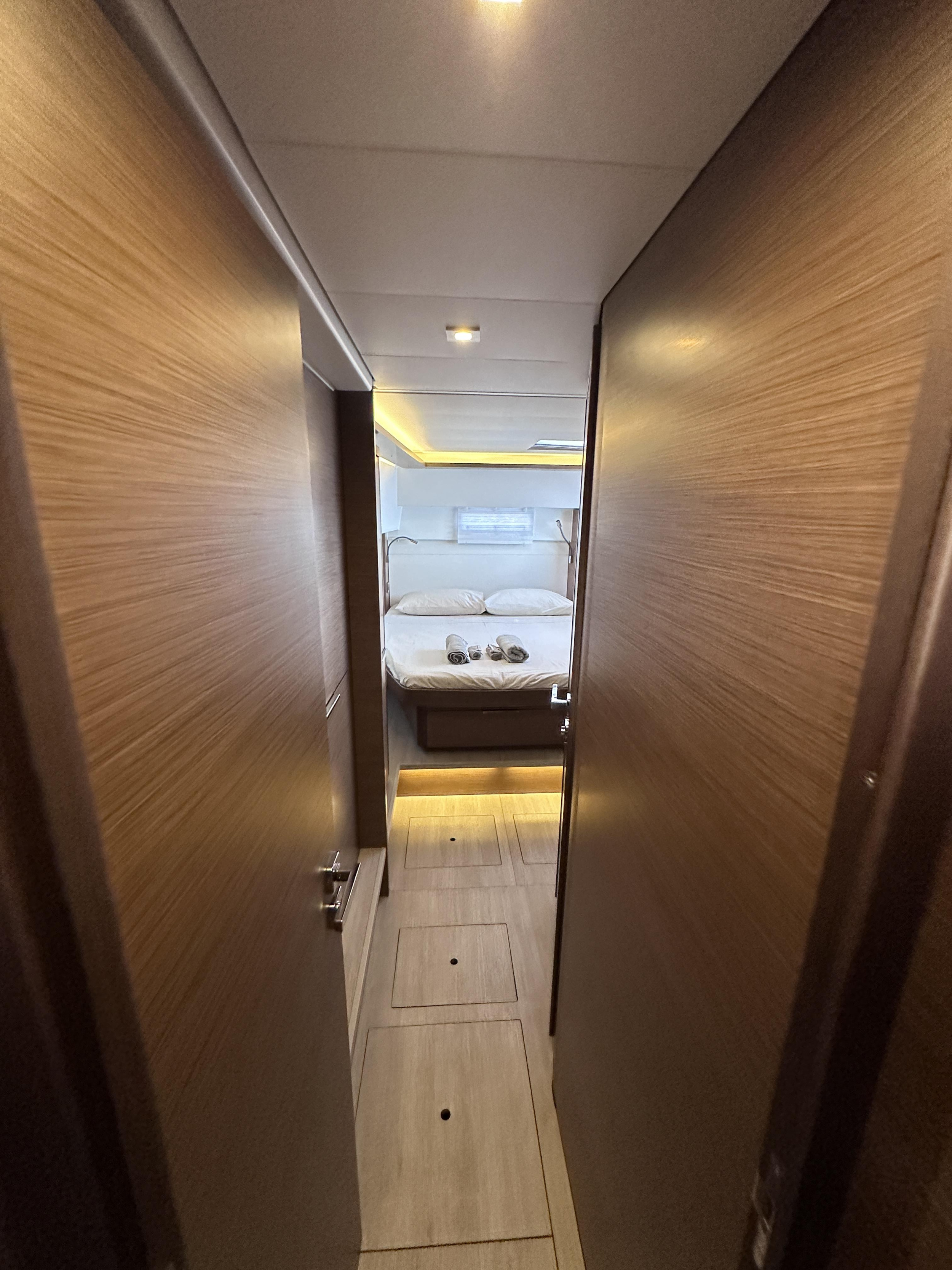 Lagoon 46 — photo 35