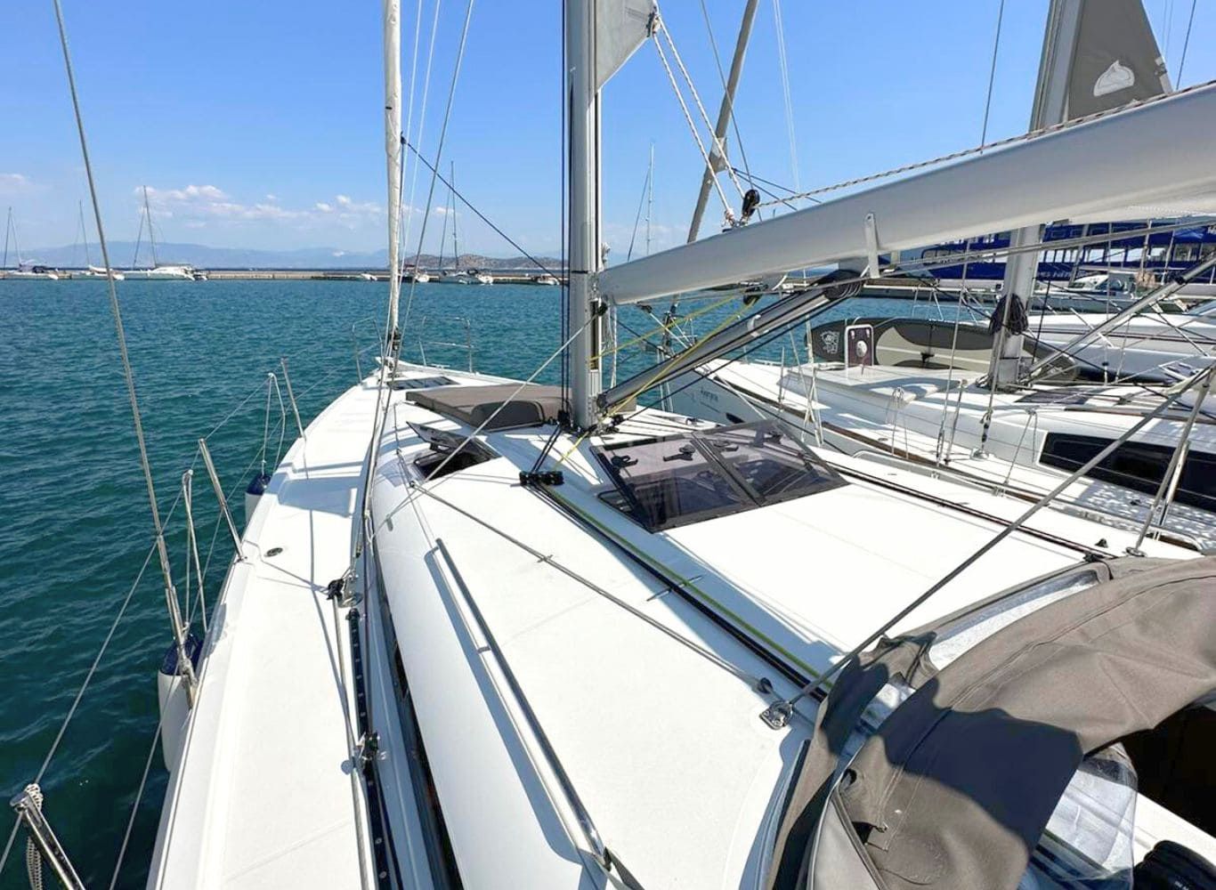 Sun Odyssey 440 — photo 2