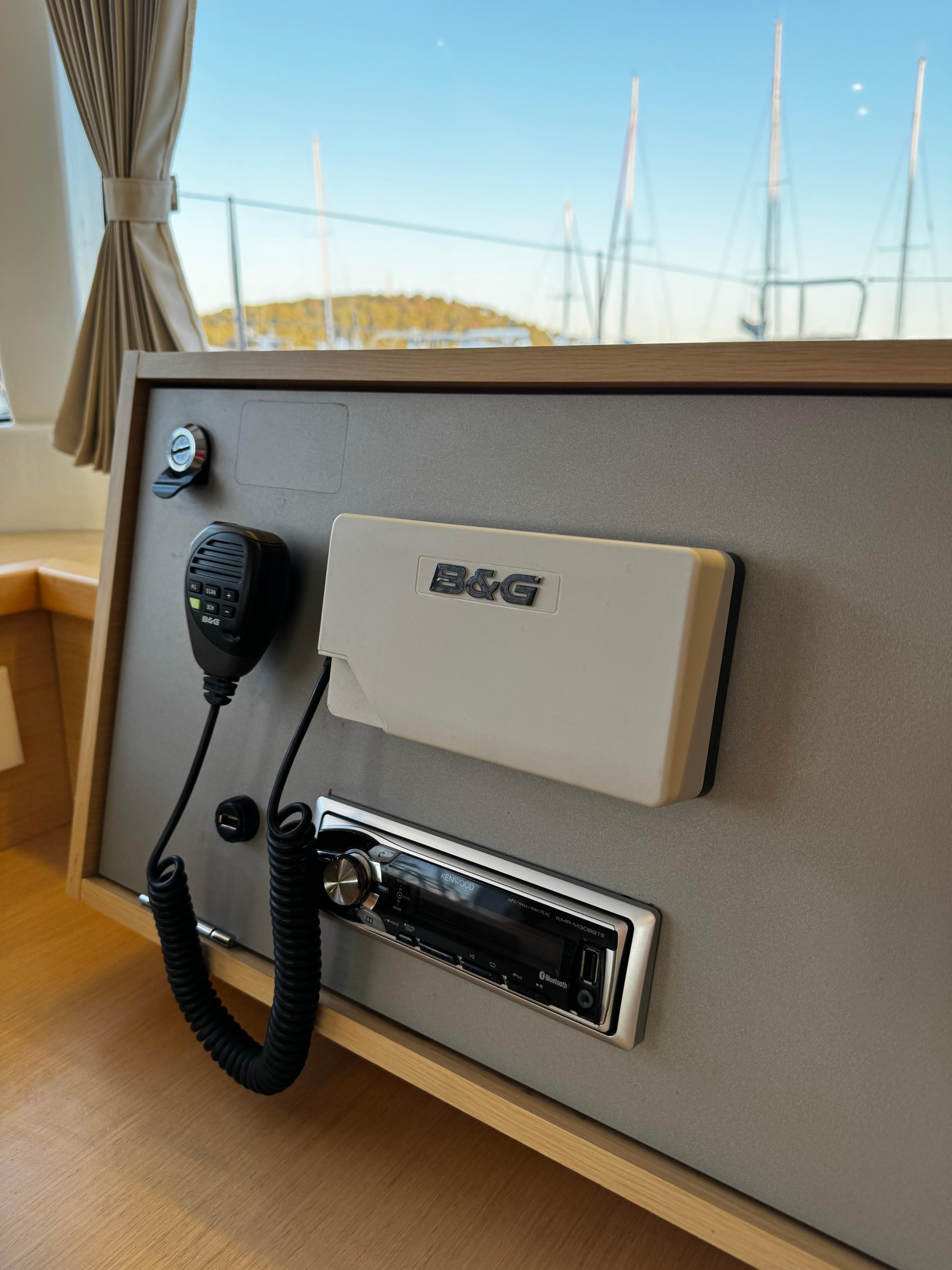 Lagoon 450 Fly — photo 25