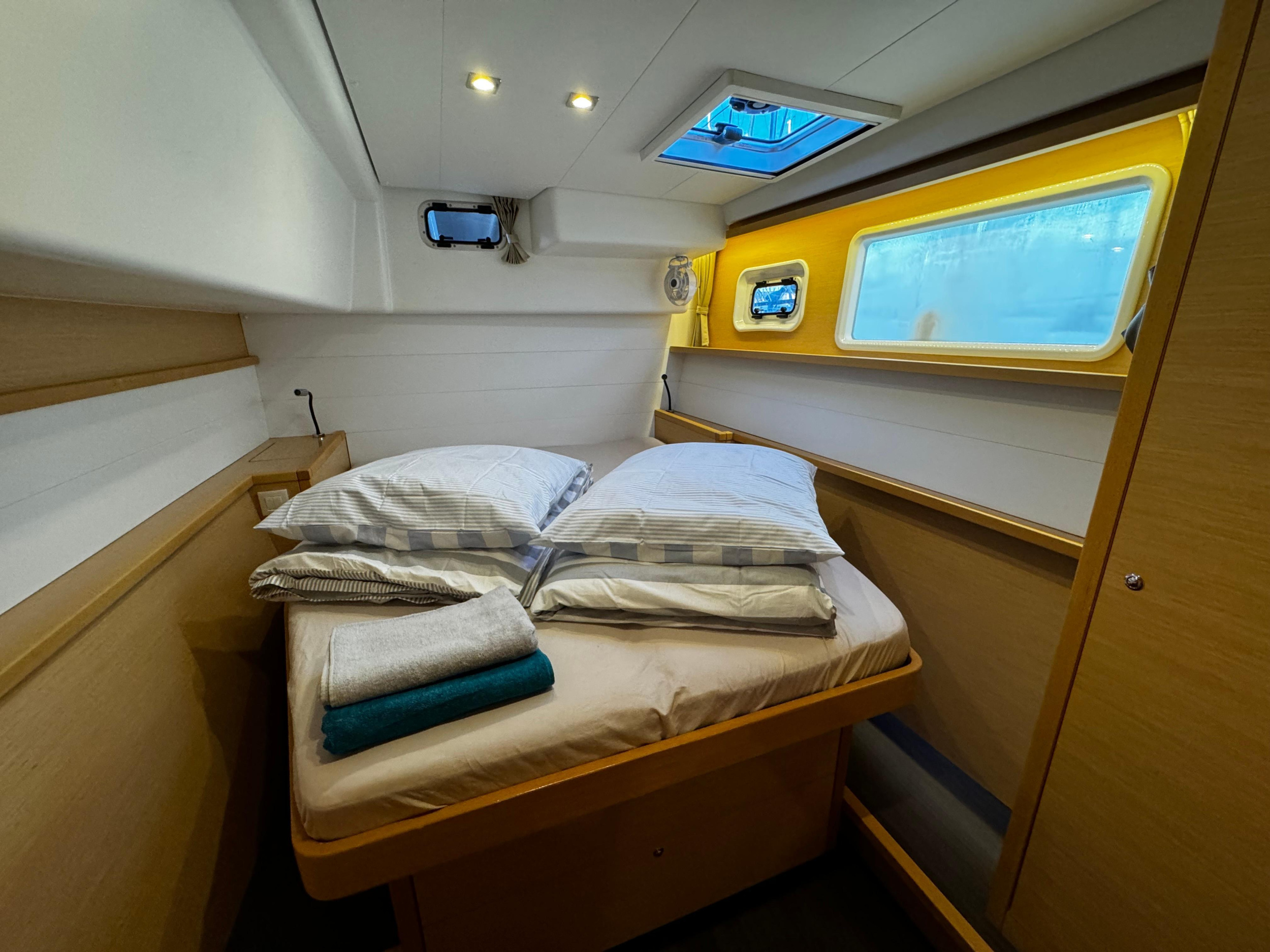 Lagoon 450 Fly — photo 18