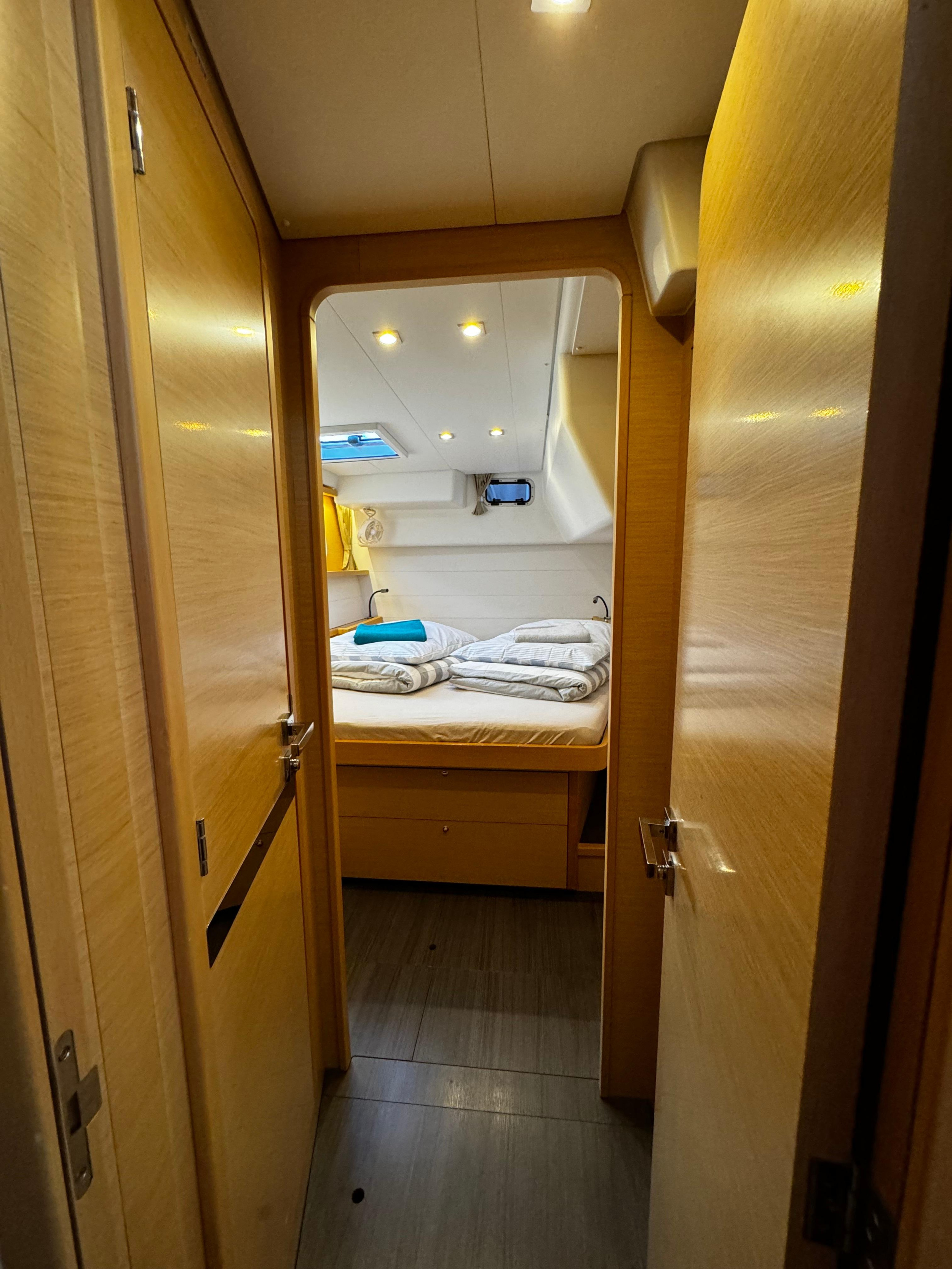 Lagoon 450 Fly — photo 27