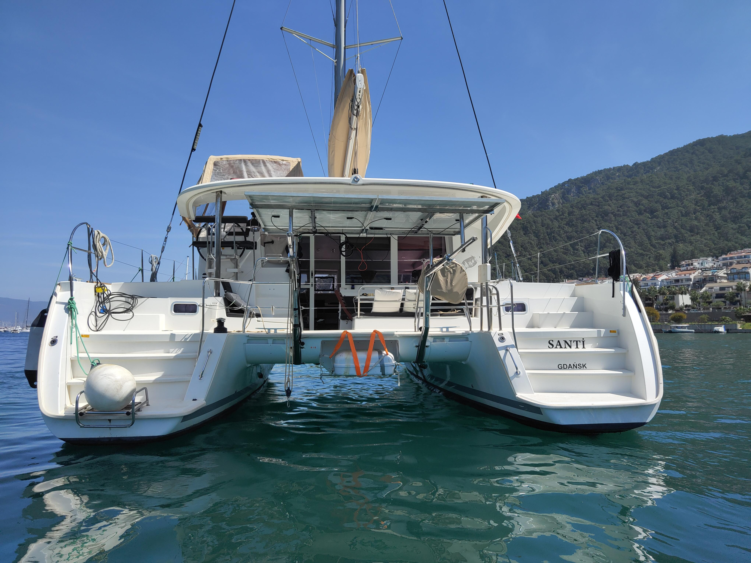 Lagoon 400 — photo 24