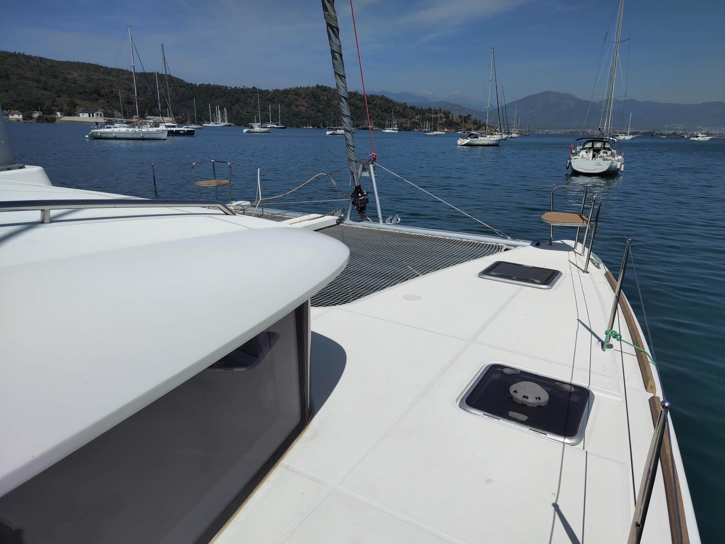 Lagoon 400 — photo 31