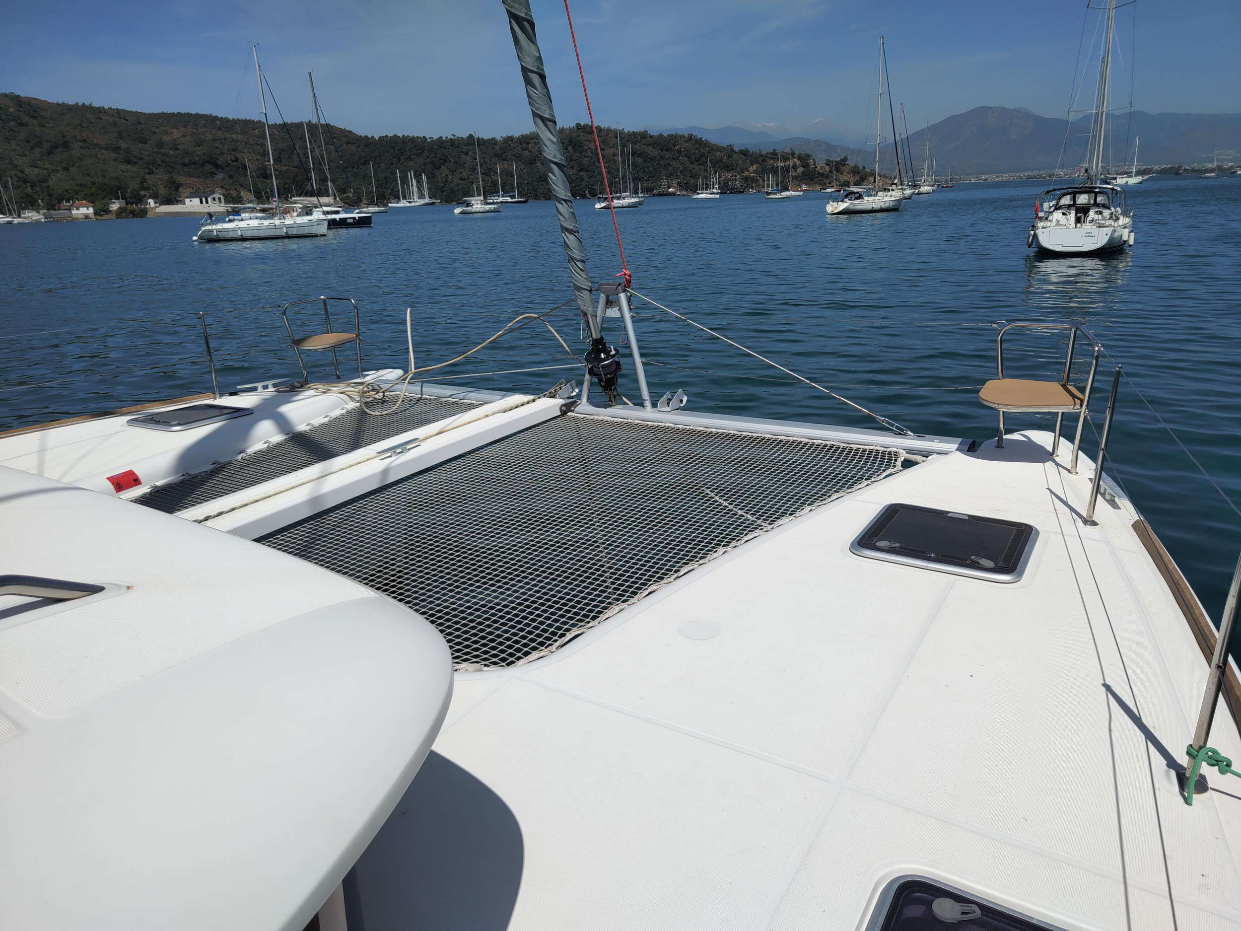 Lagoon 400 — photo 17