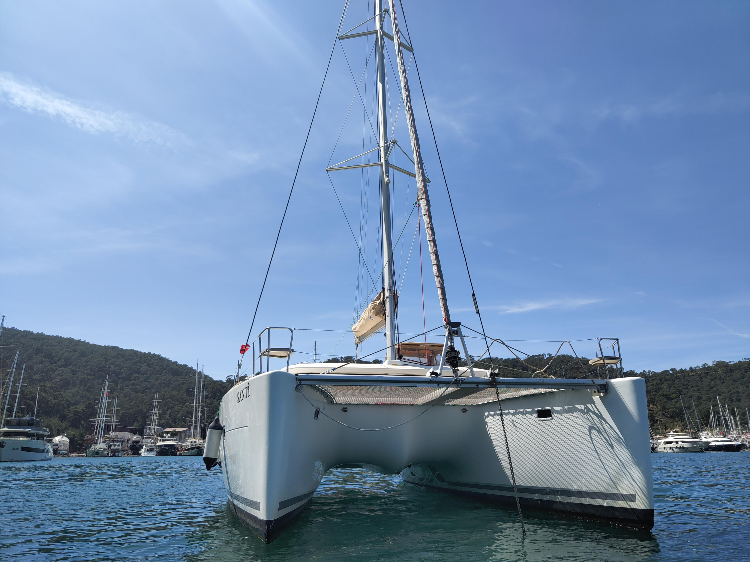 Lagoon 400 — photo 2