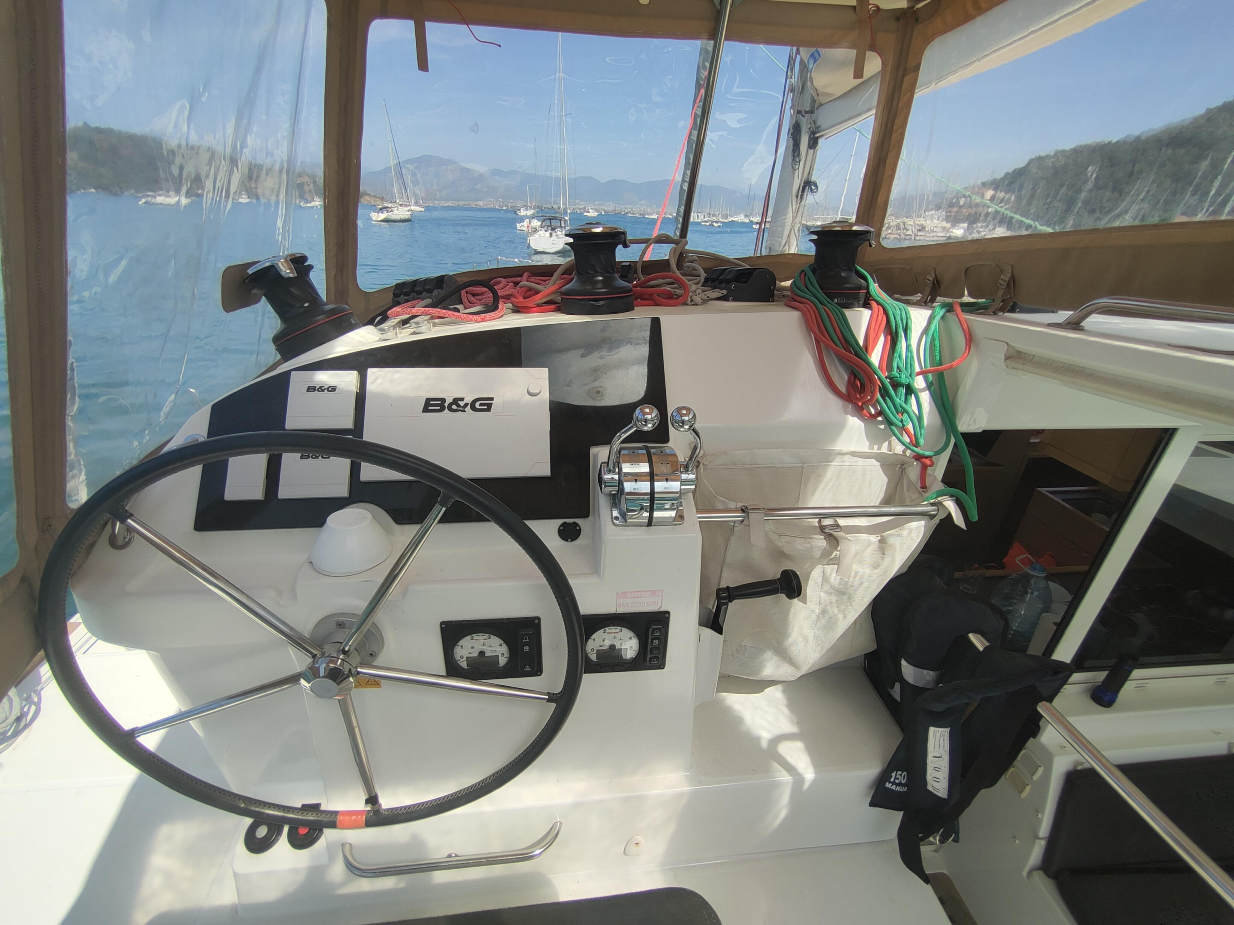 Lagoon 400 — photo 16